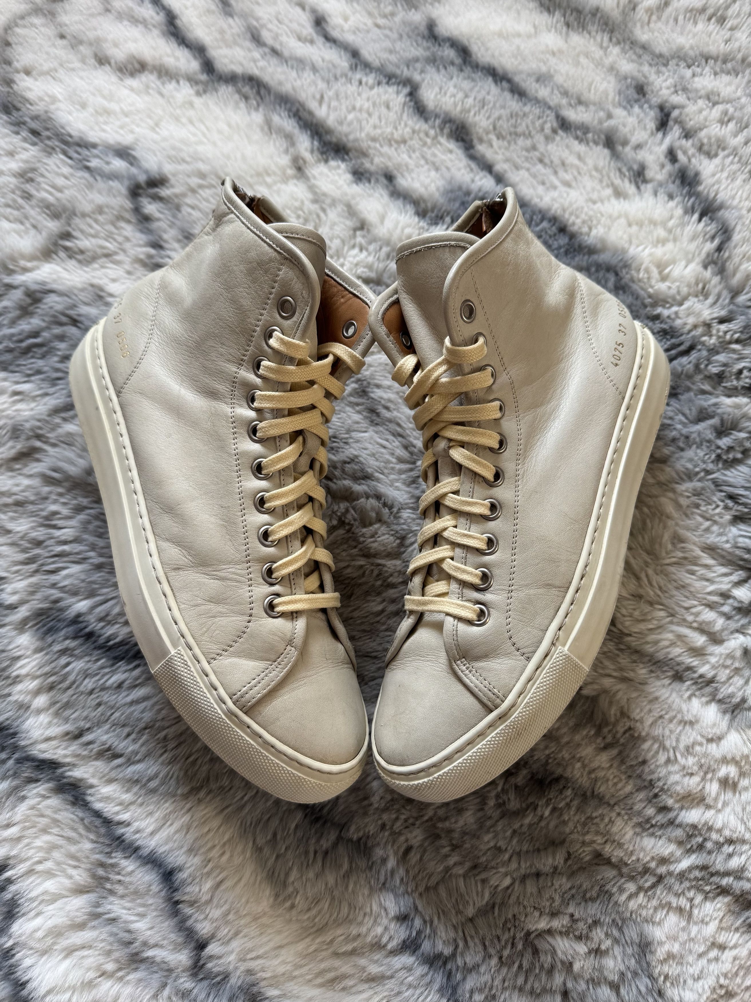 Common Projects Common Project High Top Zip Beige Sneakers Size US 6 / EU 39 - 6 Thumbnail
