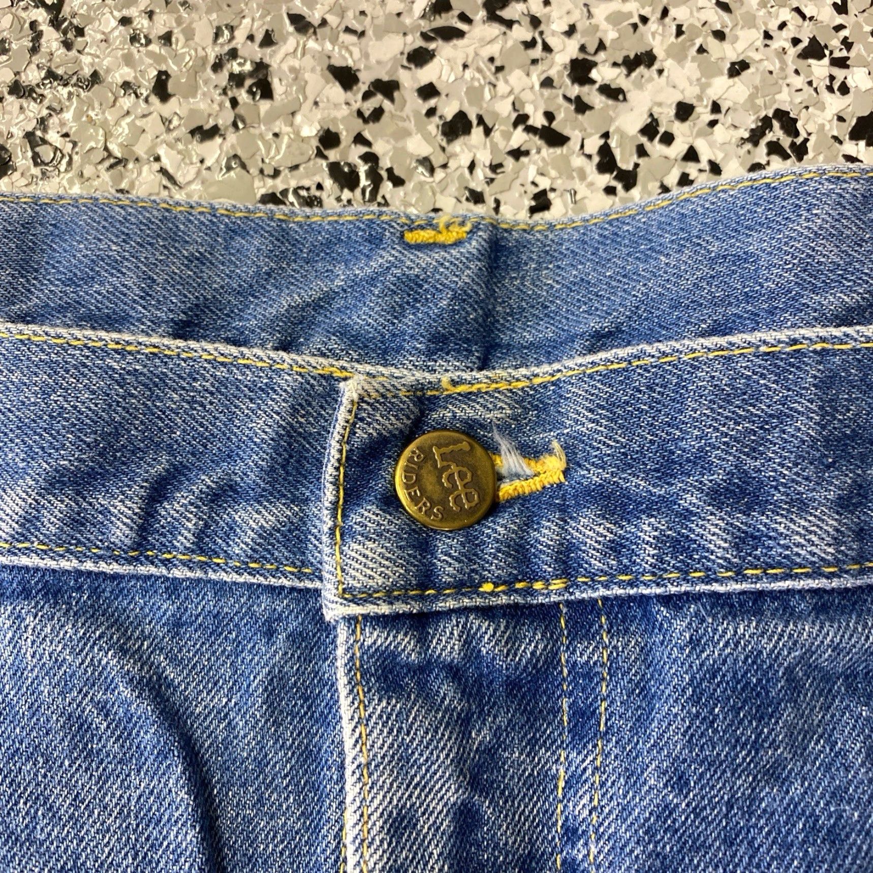 Lee VINTAGE Lee Riders Jeans 36x31 Slim Men 80s Straight Denim Blue Brown Button Zipper Logo 80s Classic Fit Lee 31in Inseam Size US 36 / EU 52 - 2 Thumbnail