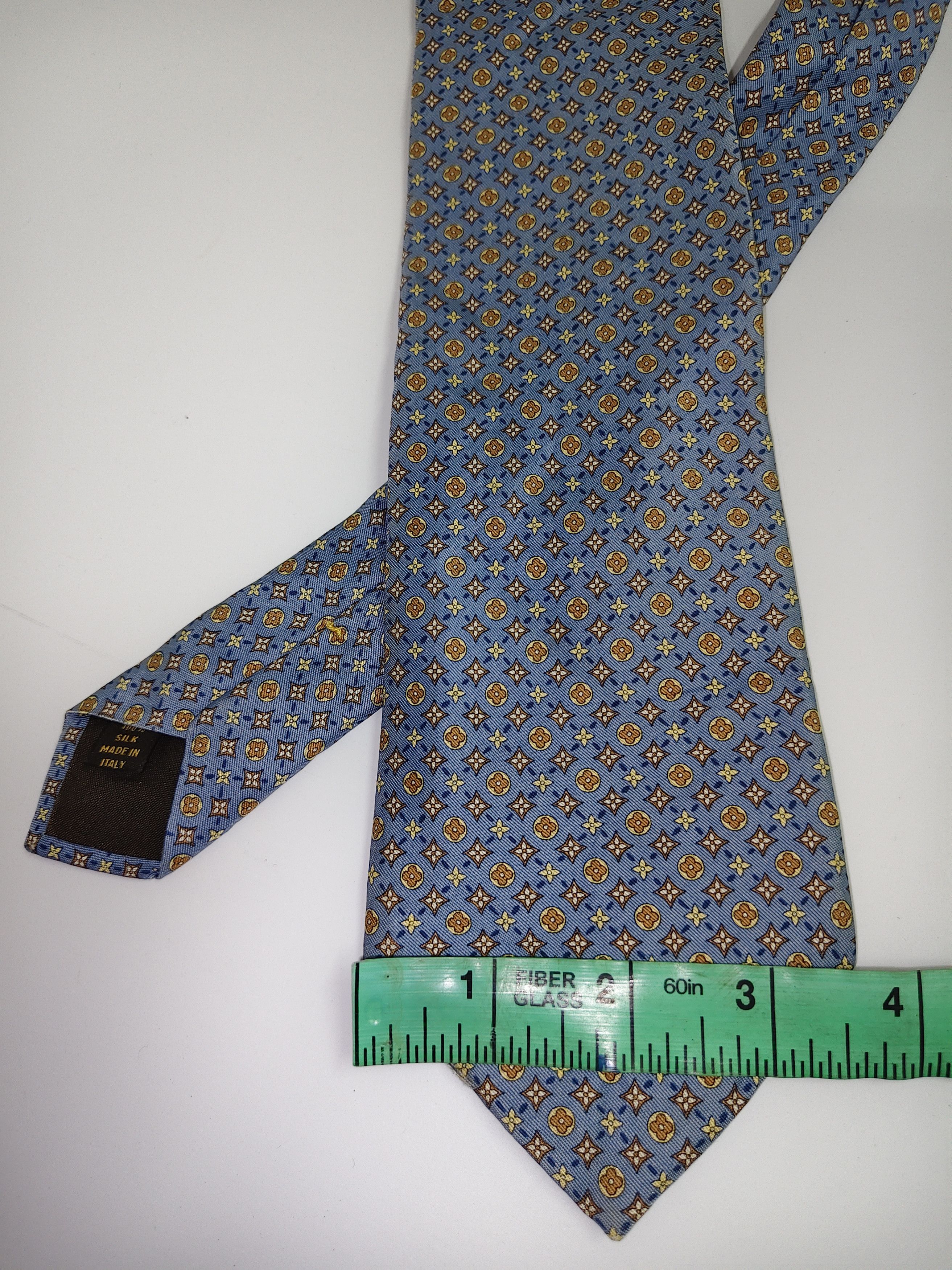 Louis Vuitton Louis Vuitton Silk Made in Italy Size ONE SIZE - 6 Thumbnail
