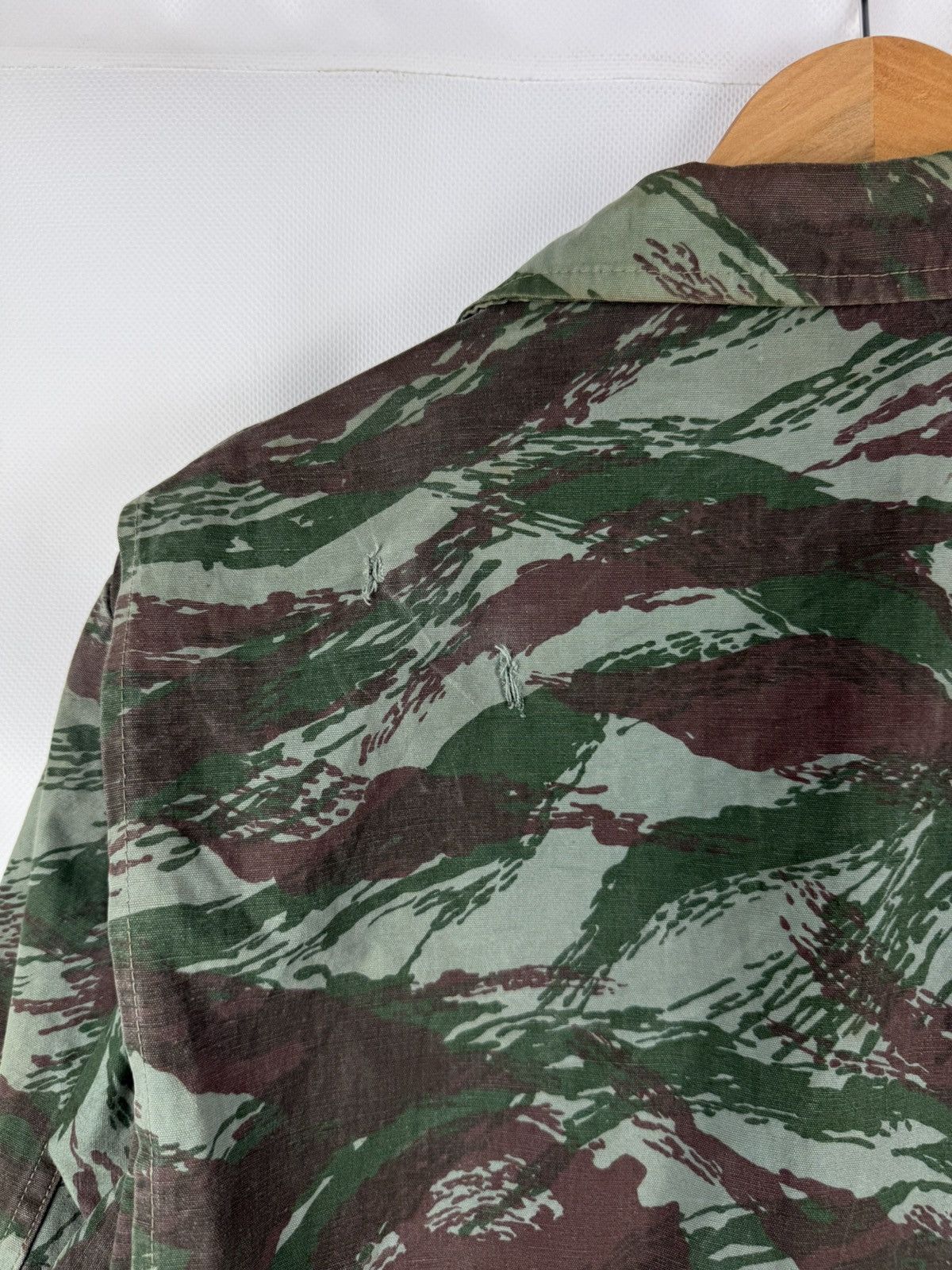 Vintage Vintage Military Hunting French Lizard Camo Full Zip Jacket Size US M / EU 48-50 / 2 - 24 Thumbnail