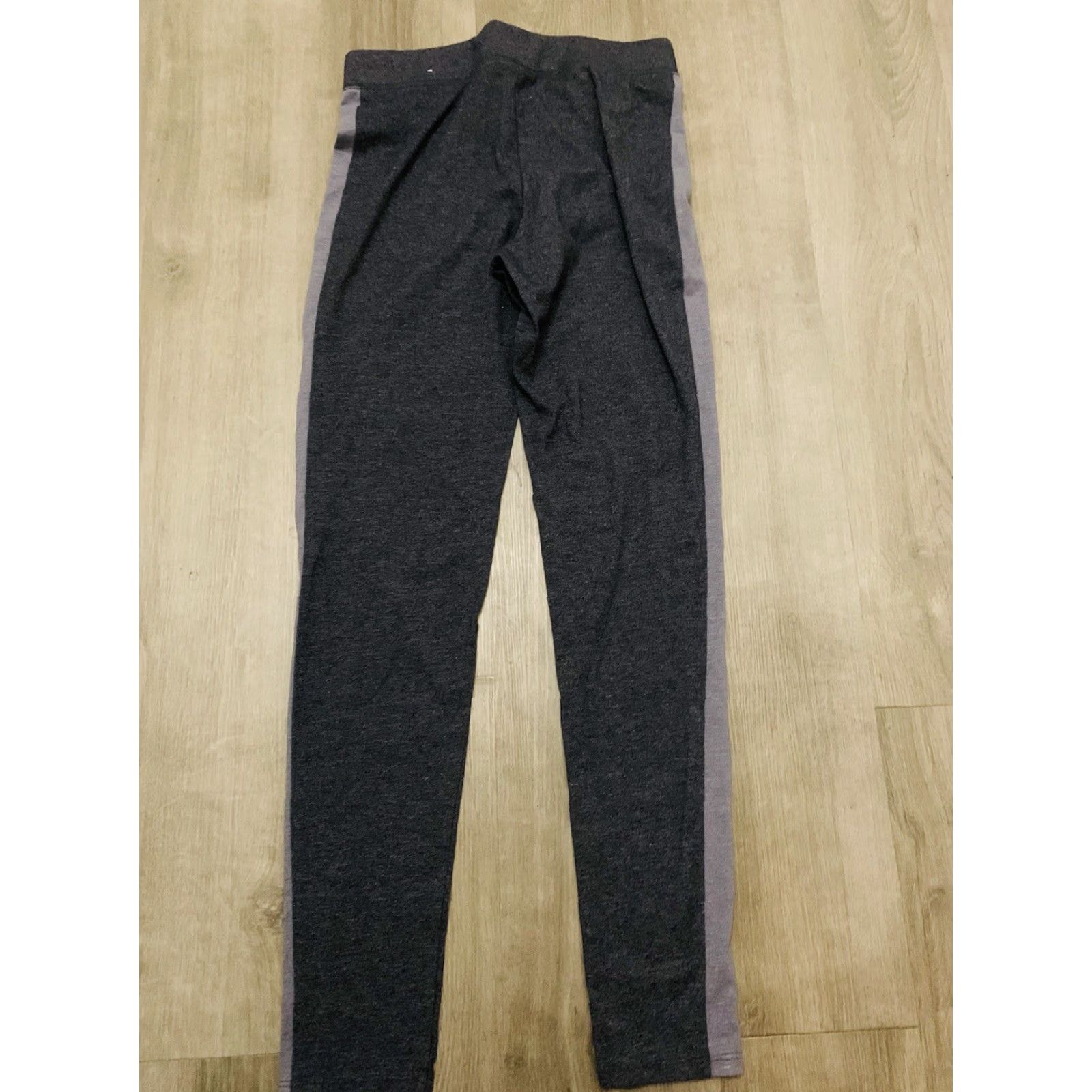 Victoria's Secret Victoria's Secret PINK Leggings Gray Size S Womens Ankle Comfort Elastic Waist Stretch Gym Running Yoga Size 28" / US 6 / IT 42 - 4 Thumbnail