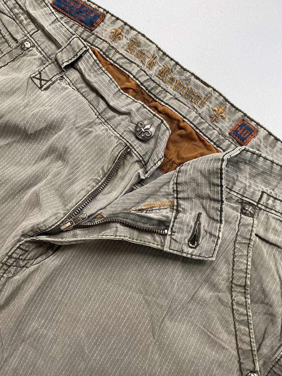 Rock Revival Vintage rock revival cargo jort Size US 44 / EU 60 - 5 Thumbnail