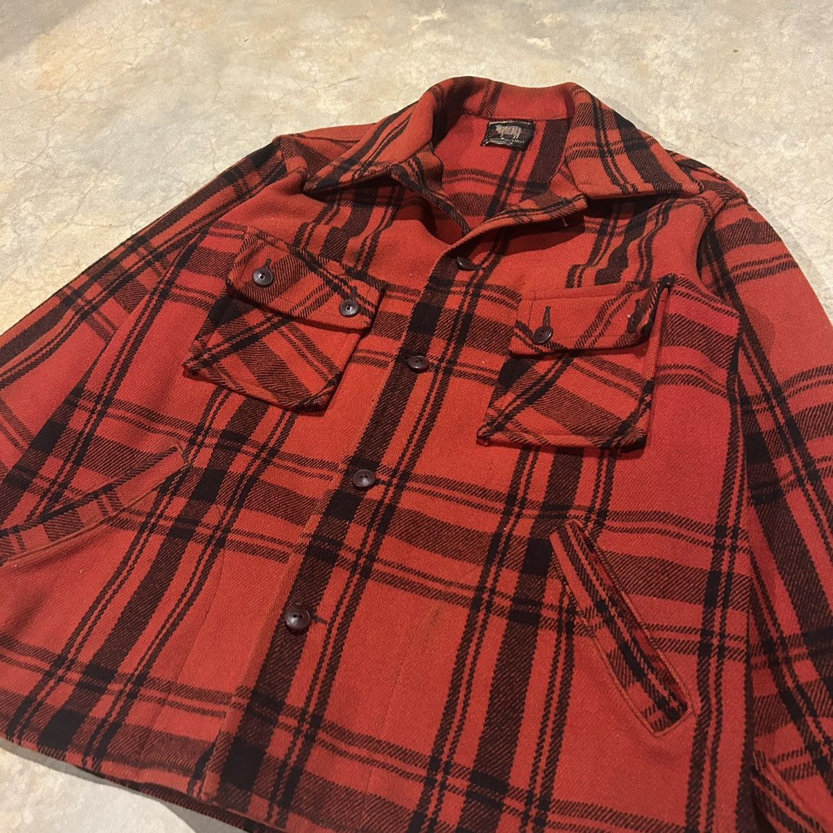 Vintage × Woolrich Woolen Mills Rare Vintage 1940s Woolrich Wool Mackinaw Jacket Plaid Red Size US L / EU 52-54 / 3 - 3 Thumbnail