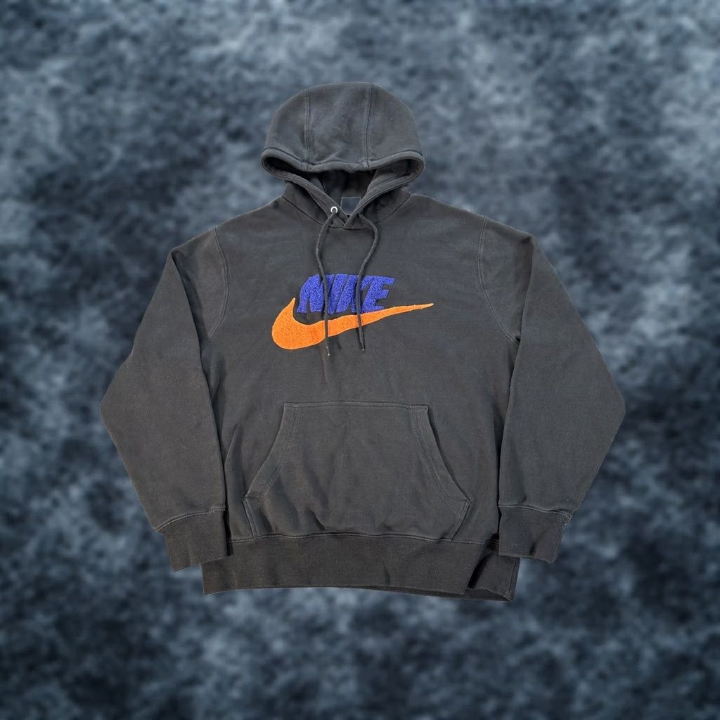 Nike Nike Men's Hoodie Shirt Pullover Fleece Black Orange FN3104-010 Size M Nike Sportswear Size US M / EU 48-50 / 2 - 1 Thumbnail