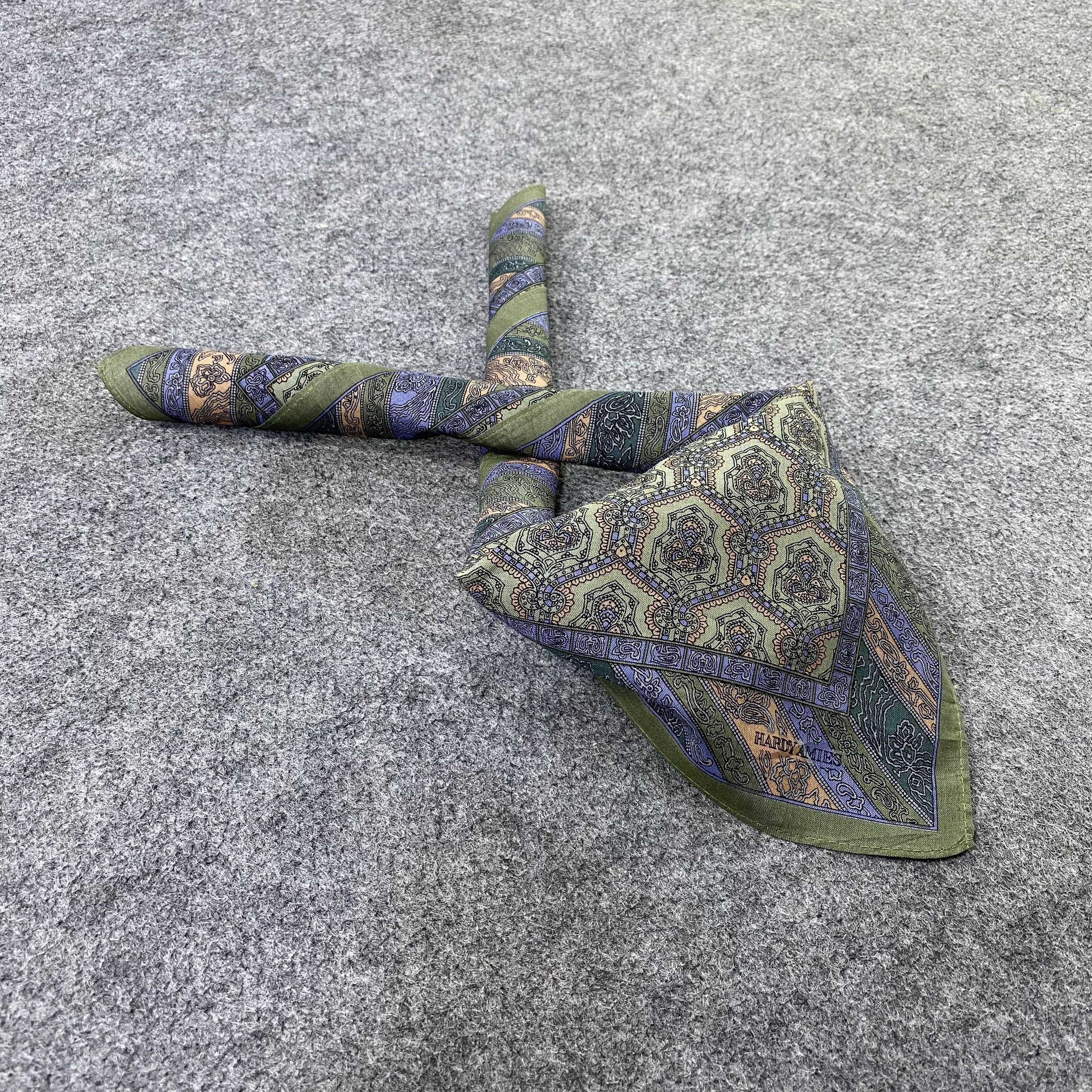 Hardy Amies Hardy Amies Handkerchief / Bandana / Neckerchief-B2191 Size ONE SIZE - 1 Thumbnail