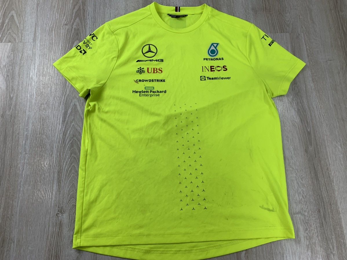 Tommy Hilfiger Mens t shirt Tommy Hilfiger AMG Petronas Formula1 Size S Size US S / EU 44-46 / 1 - 2 Thumbnail