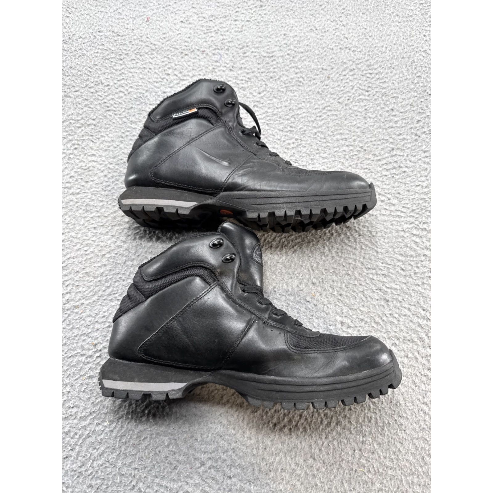 Nike Nike ACG Pinchot All Weather Boots Black Mens Size 10 Boot Leather Ankle Lace Up 309722-001 Size US 10 / EU 43 - 3 Thumbnail