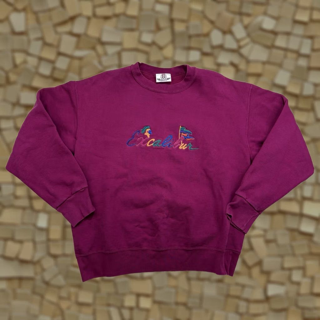 Vintage VINTAGE Excalibur Sweatshirt Pullover K Knight USA Las Vegas Embroidered Logo Pink XL Unisex Adults Shirt Size US XL / EU 56 / 4 - 1 Thumbnail