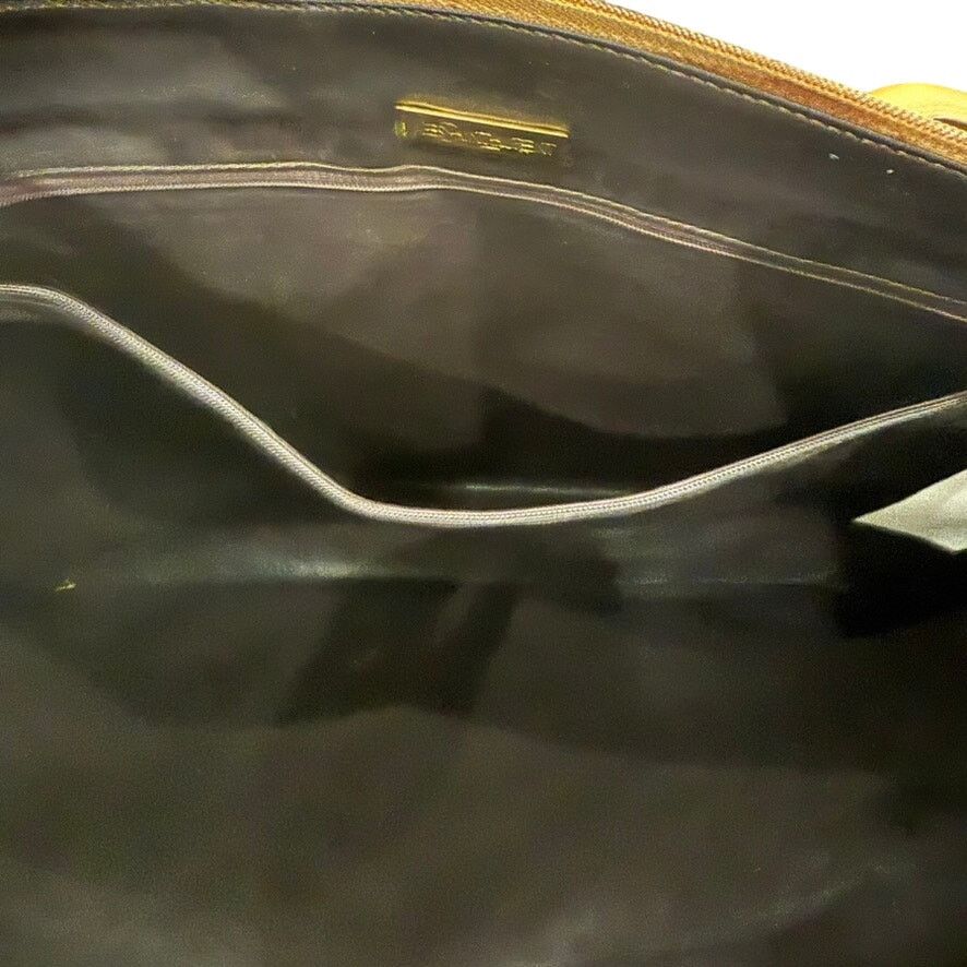 Yves Saint Laurent Yves Saint Laurent Flate Tote Bag in Portfolio Beige Size ONE SIZE - 4 Thumbnail