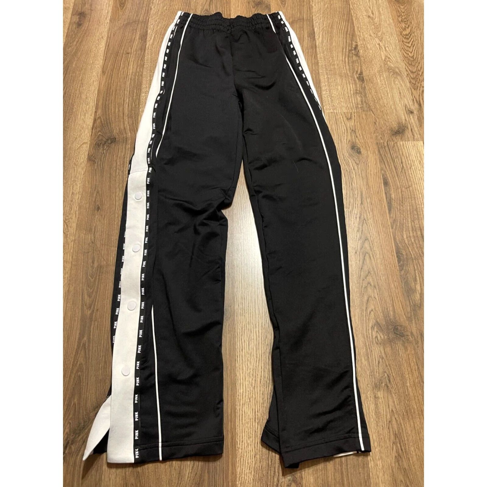 Victoria's Secret Victoria's Secret Pants Women's Size XS Black White Solid Sweatpants Pull On Size 26" / US 2 / IT 38 - 2 Thumbnail