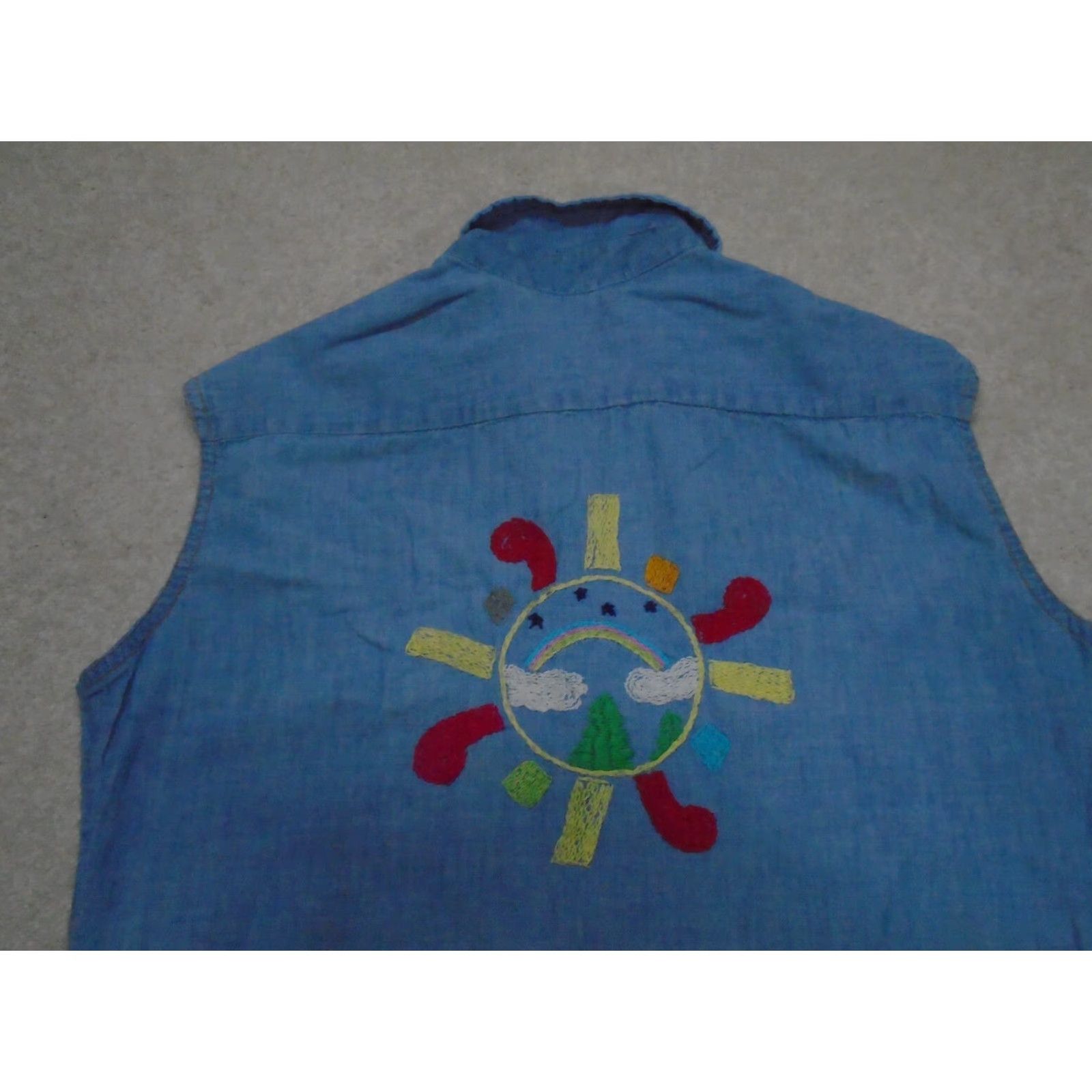 Levi's VINTAGE Levi's Button-Up Shirt Womens Large Blue Chambray Chain Stitch 70s Hippie Shirt Size L / US 10 / IT 46 - 7 Thumbnail