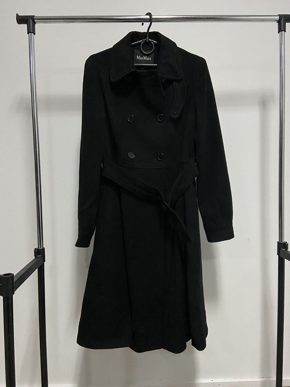 Max Mara × Vintage Max Mara cashmere coat vintage buttons pocket women Size XS / US 0-2 / IT 36-38 - 1 Thumbnail