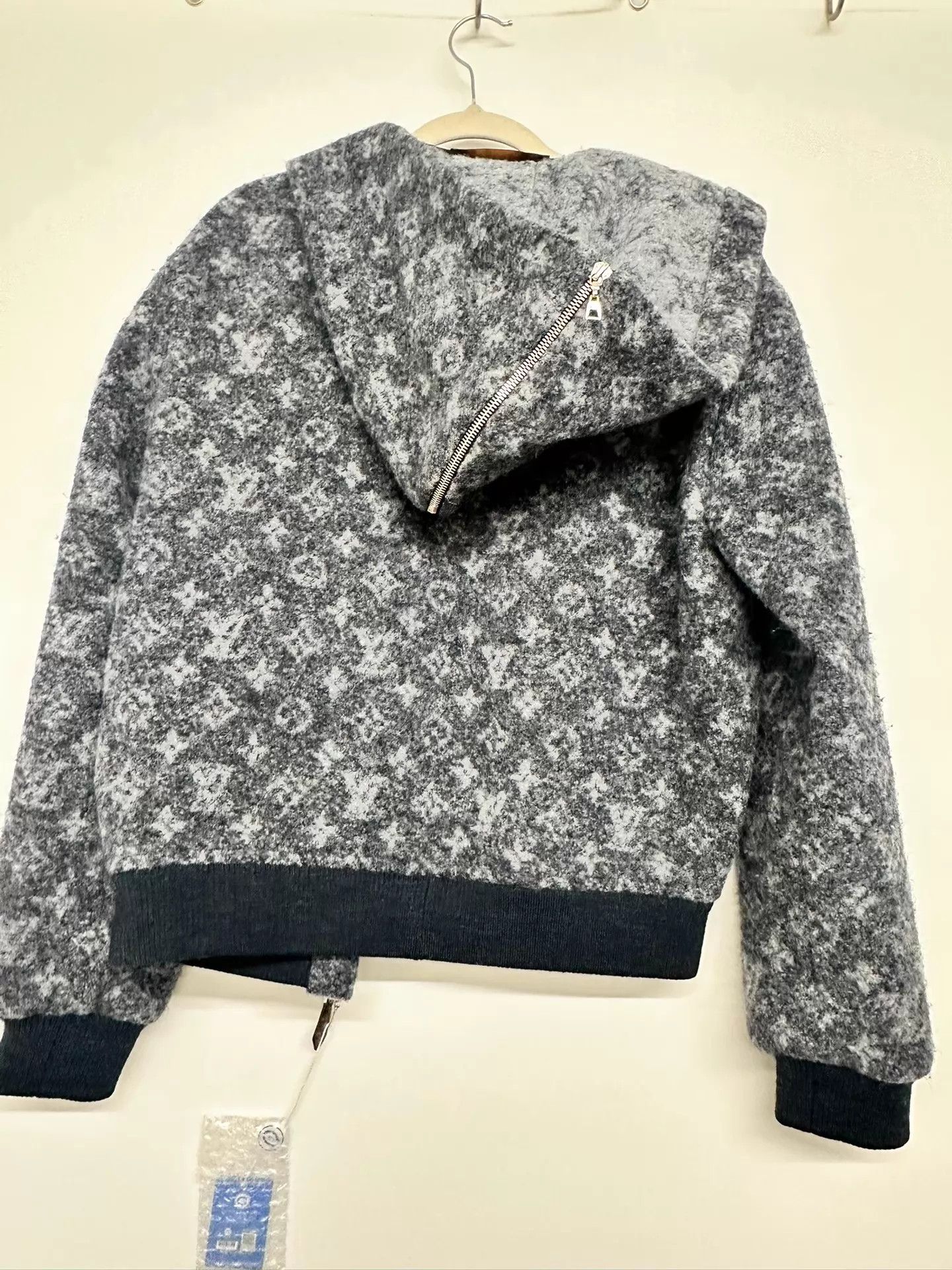 Louis Vuitton Louis Vuitton All Over Print Jacket 34 Size XS / US 0-2 / IT 36-38 - 2 Thumbnail
