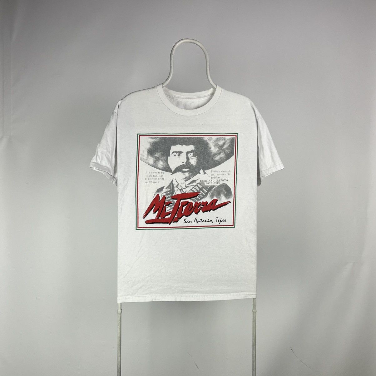 Band Tees Vintage Emiliano Zapata T Shirt Mi Tierra Mens Size Medium Size US M / EU 48-50 / 2 - 1 Thumbnail