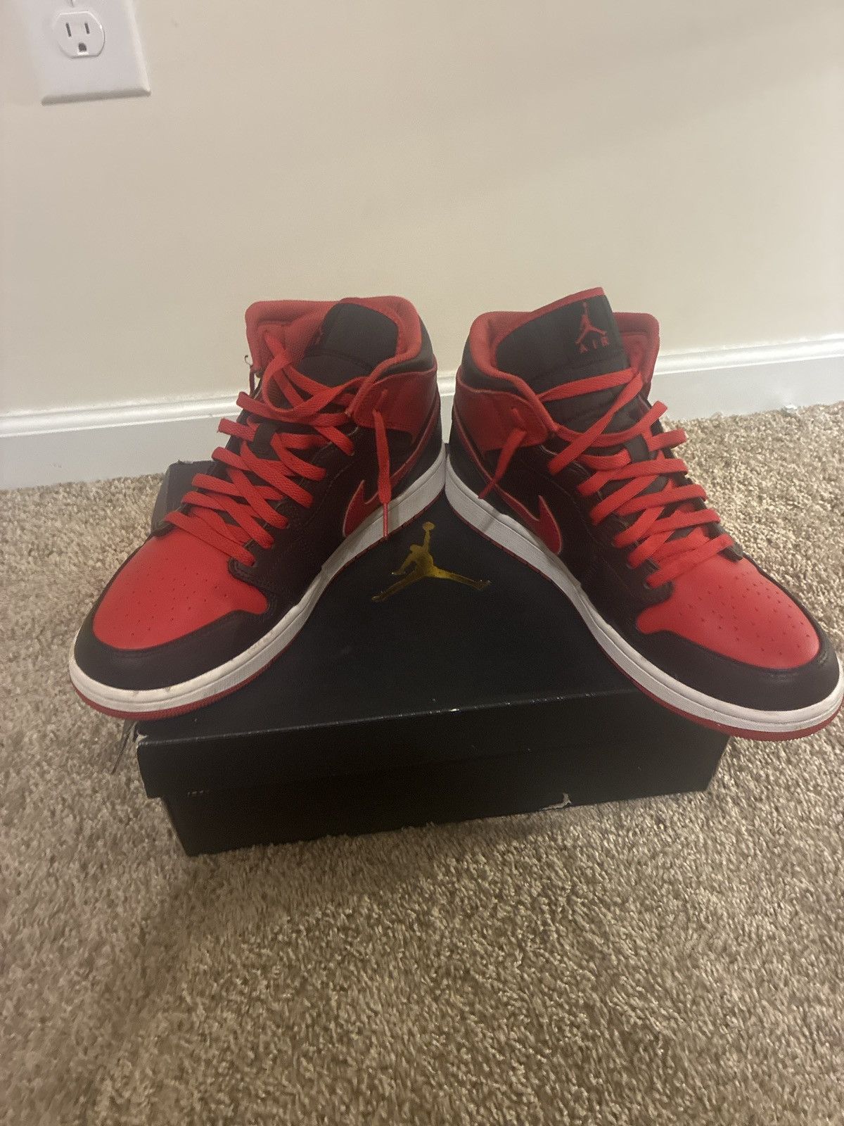 Jordan Brand Jordan 1 mid Size US 12 / EU 45 - 4 Thumbnail