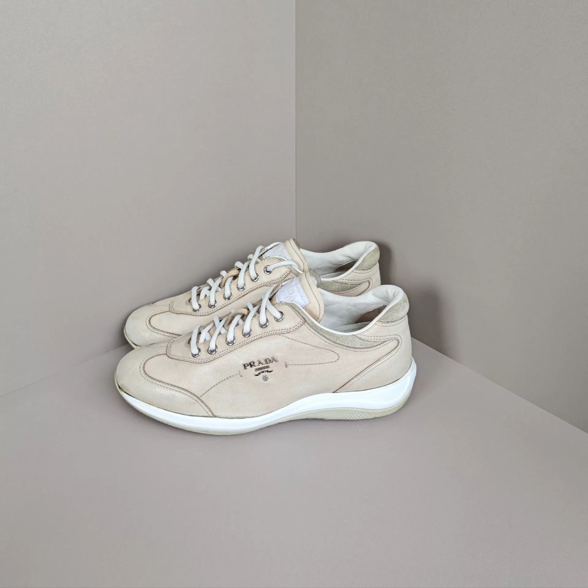 Prada Prada Casual Lowtop Sneakers us_7 Women Size US 7 / IT 37 - 1 Thumbnail