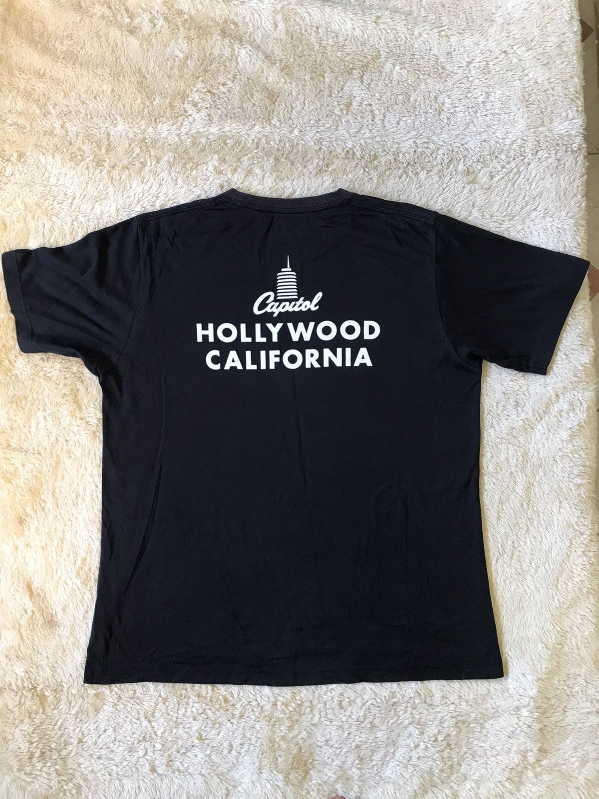 Japanese Brand × Uniqlo Uniqlo X Capitol Records Hollywood California Tee Size US XL / EU 56 / 4 - 4 Thumbnail