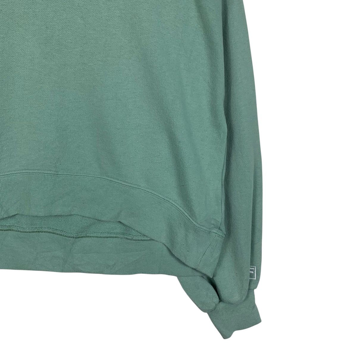 Fila FILA Embroidery Center Logo Crewneck Sweatshirt #3599-C165 Size L / US 10 / IT 46 - 7 Thumbnail
