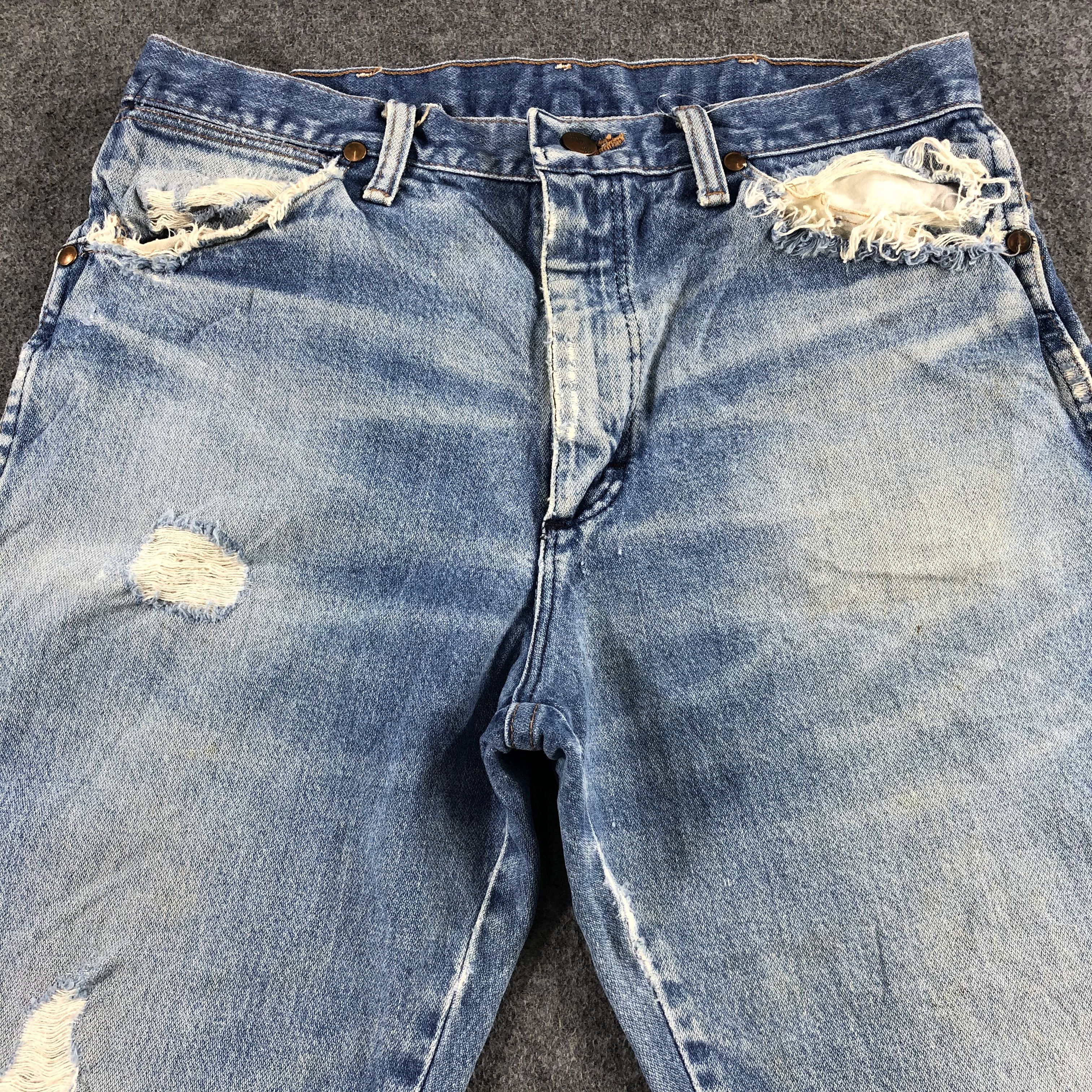 Vintage Vintage Blue Wash Wrangler Jeans-J2415 Size US 31 - 3 Thumbnail