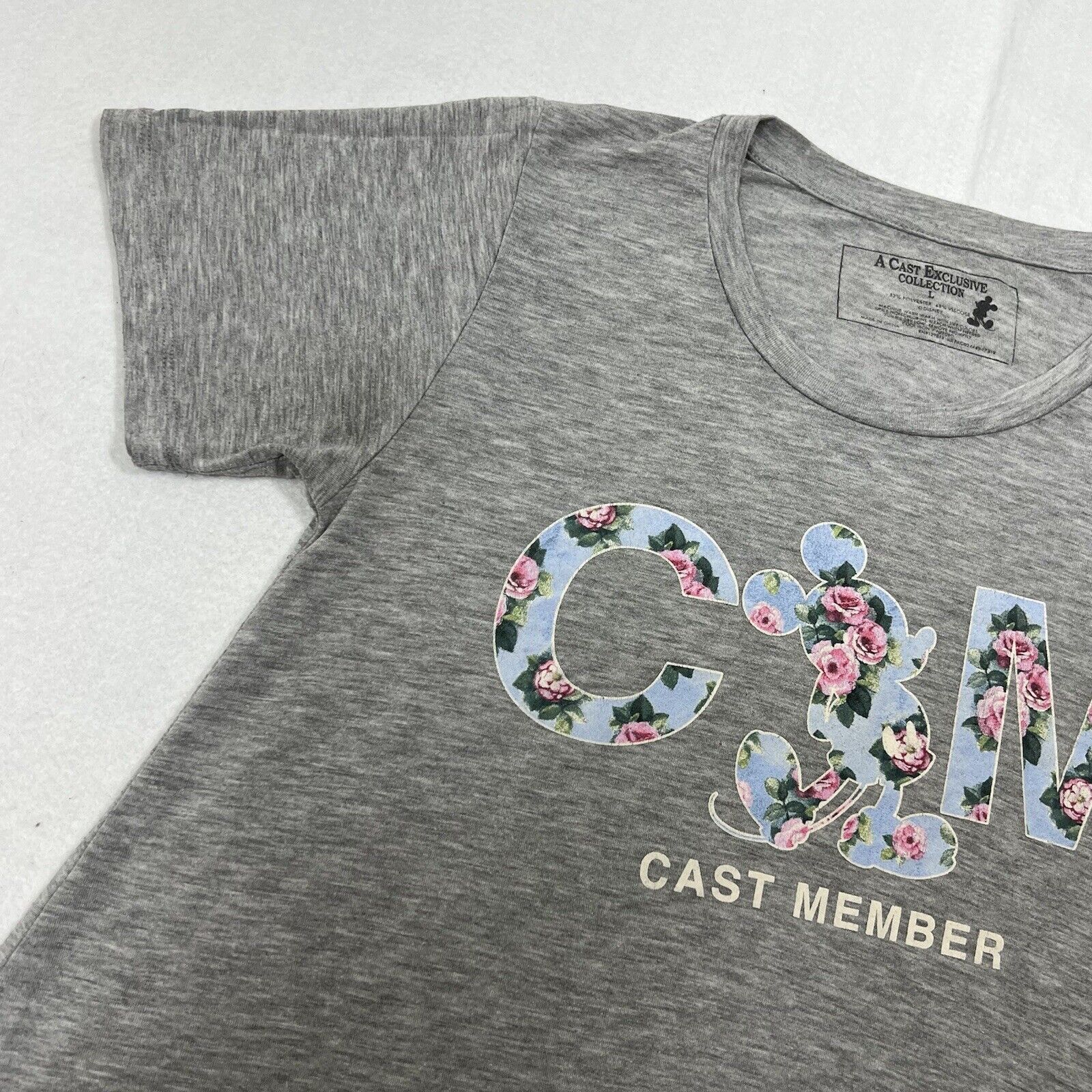 Disney Disney Cast Exclusive Collection Large Gray Floral T Shirt Size L / US 10 / IT 46 - 4 Thumbnail