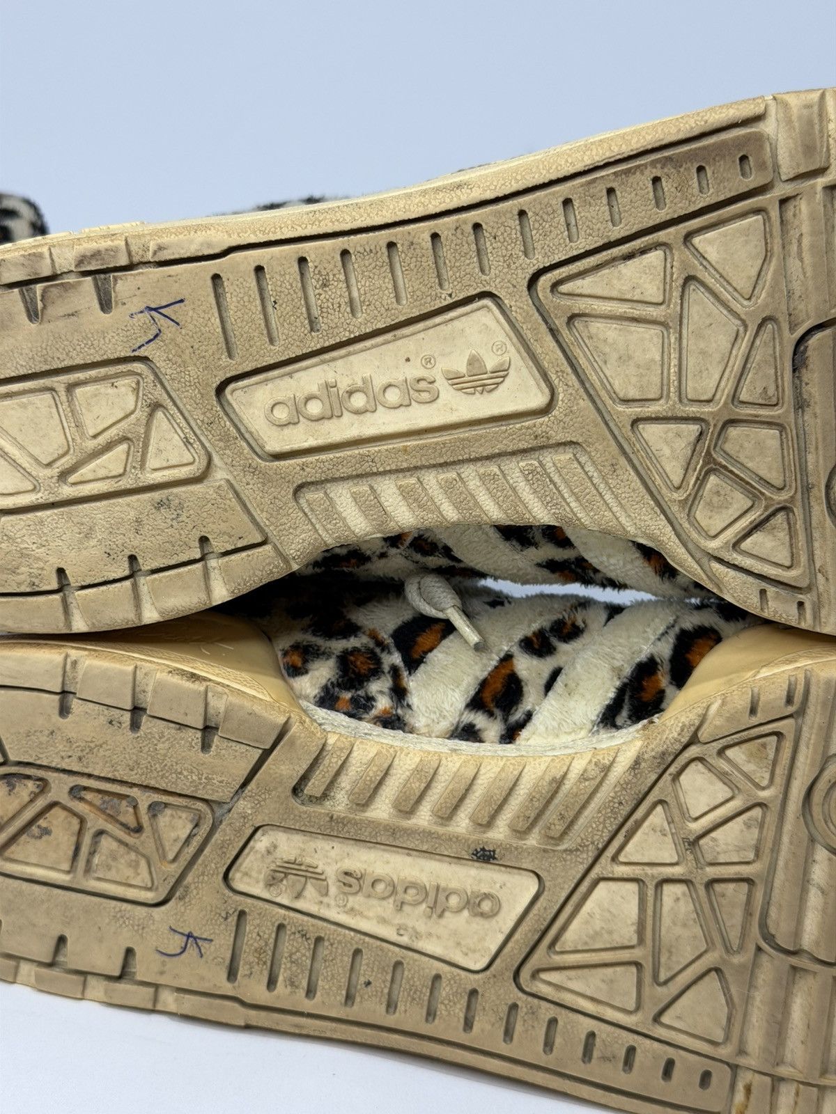 Adidas × Jeremy Scott Adidas Originals JS Instinct Hi Leopard Tail Sneakers Size US 8 / EU 41 - 7 Thumbnail