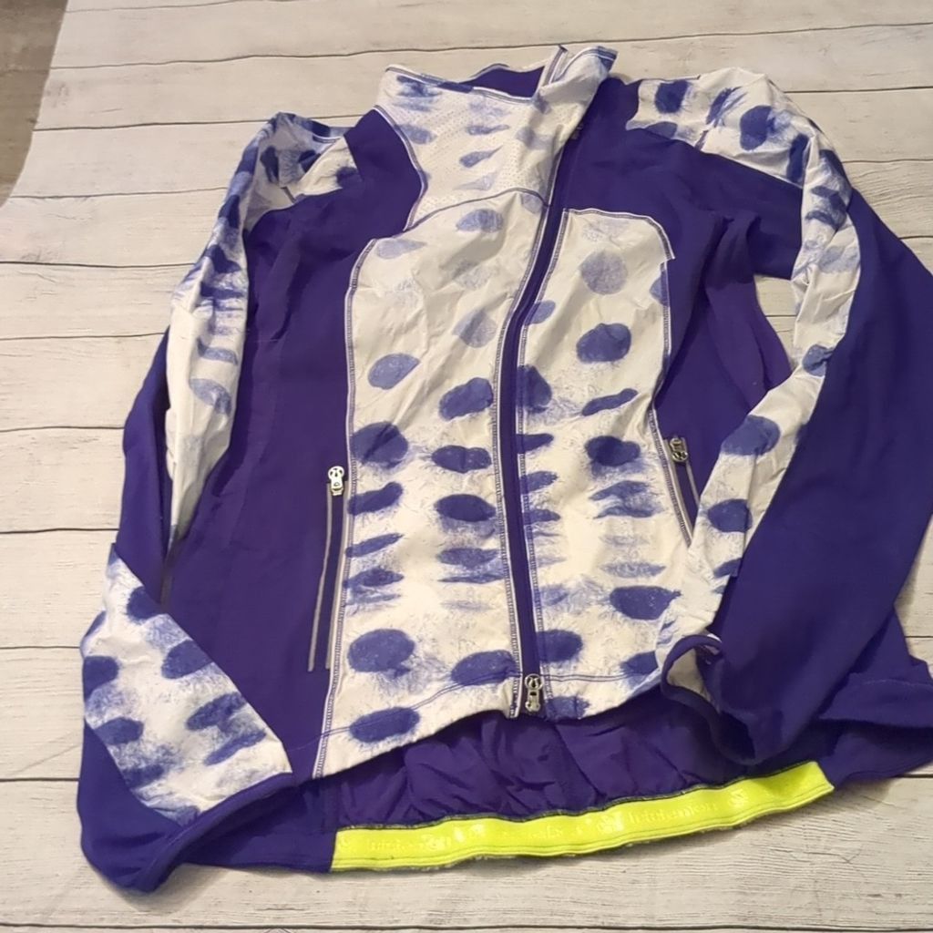 Lululemon Lululemon seaside dot white presta packable shirket 6 Size M / US 6-8 / IT 42-44 - 1 Thumbnail