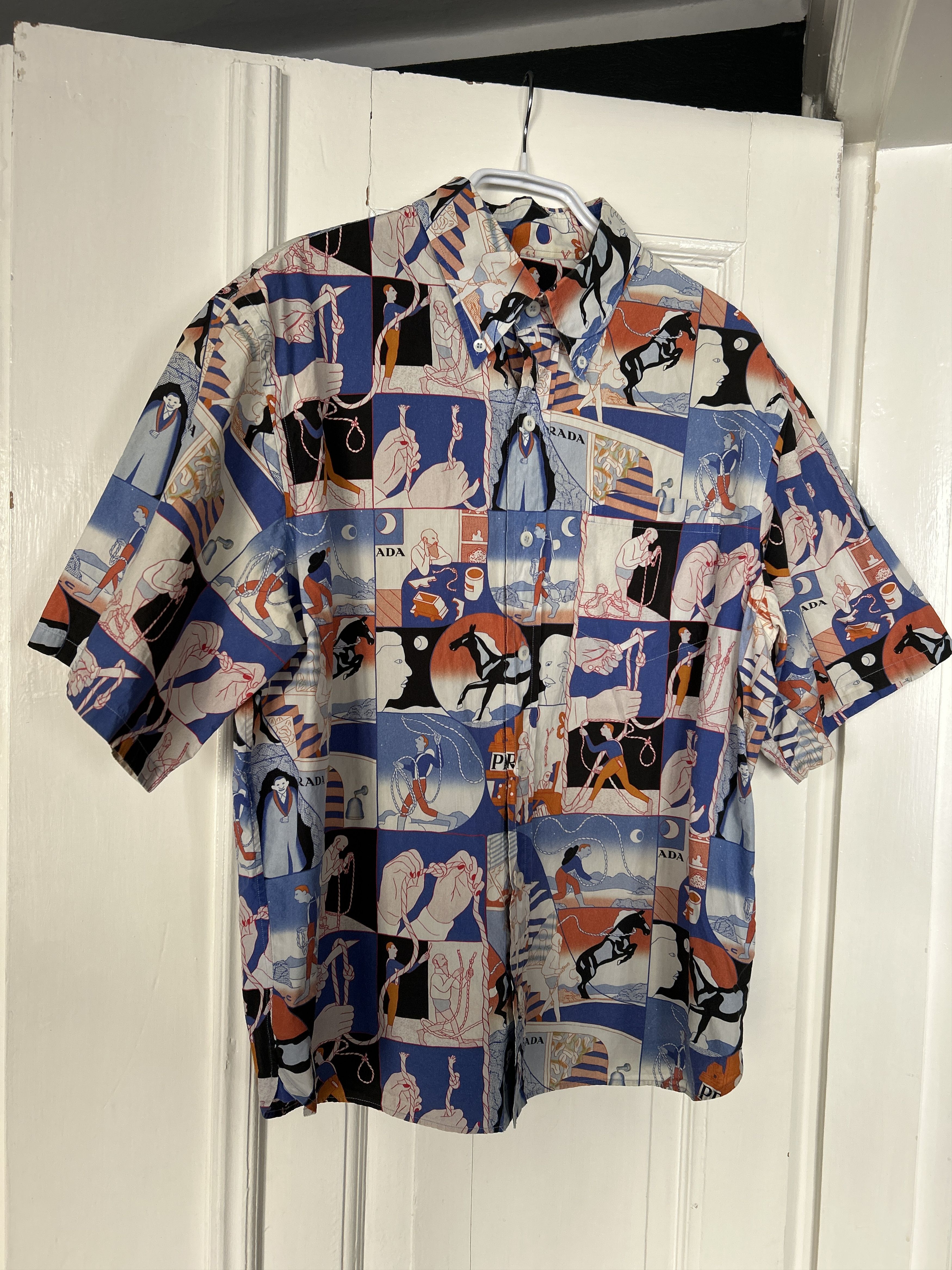 【激レア】PRADA2018 コミックプリントシャツ 美品】PRADAプラダスポーツGORE-TEXナイロンジャケット ブルゾン