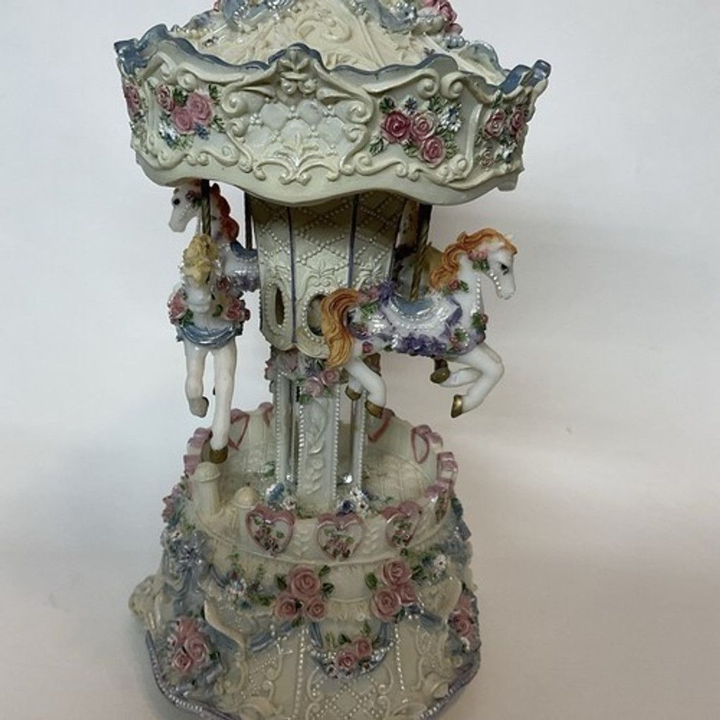 Other VTG San Francisco Music Box All The Pretty Horses Music Box Size ONE SIZE - 8 Thumbnail