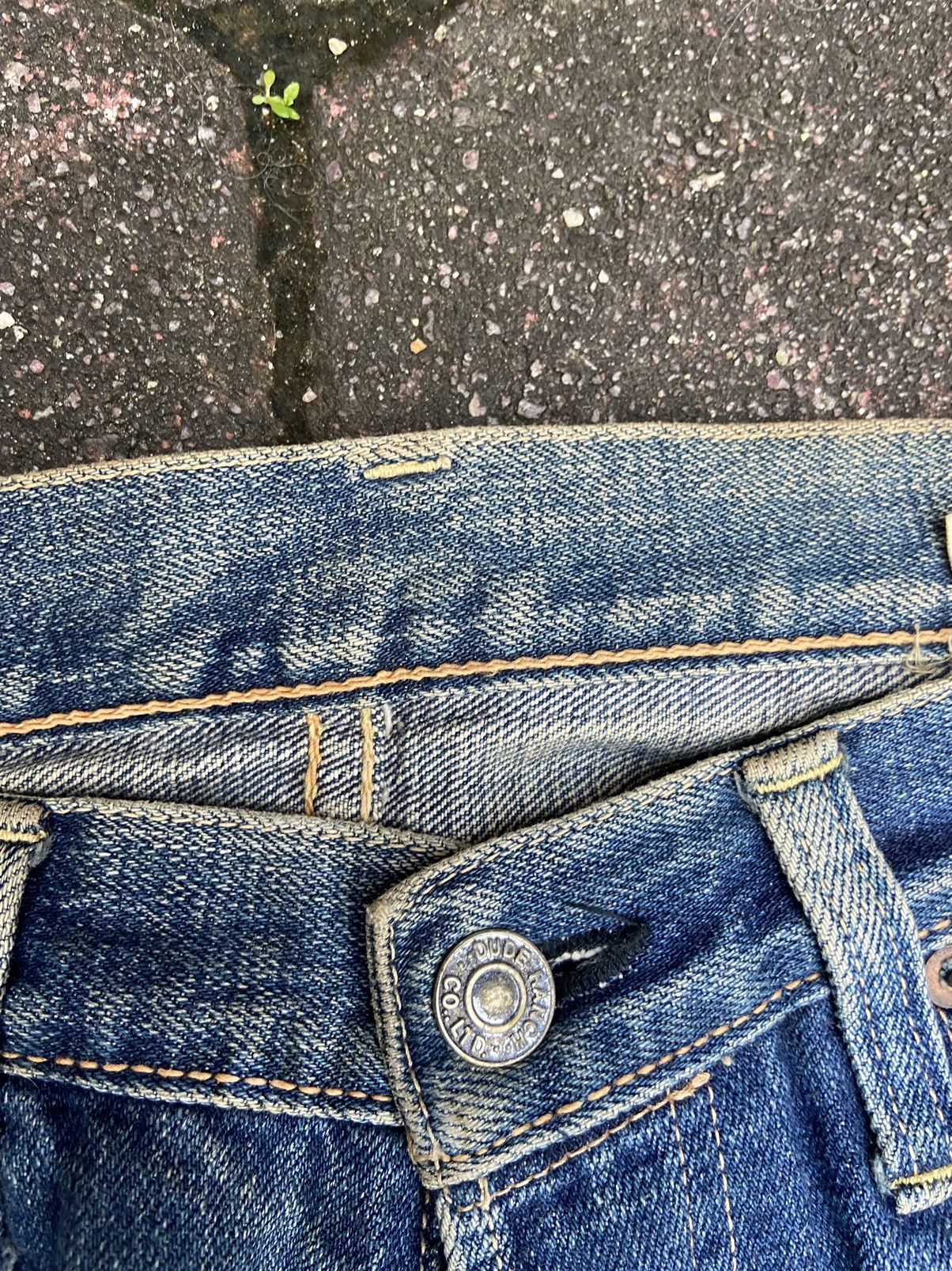 Vintage Vintage Dude Ranch jeans distressed denim selvedge Size US 31 - 17 Thumbnail