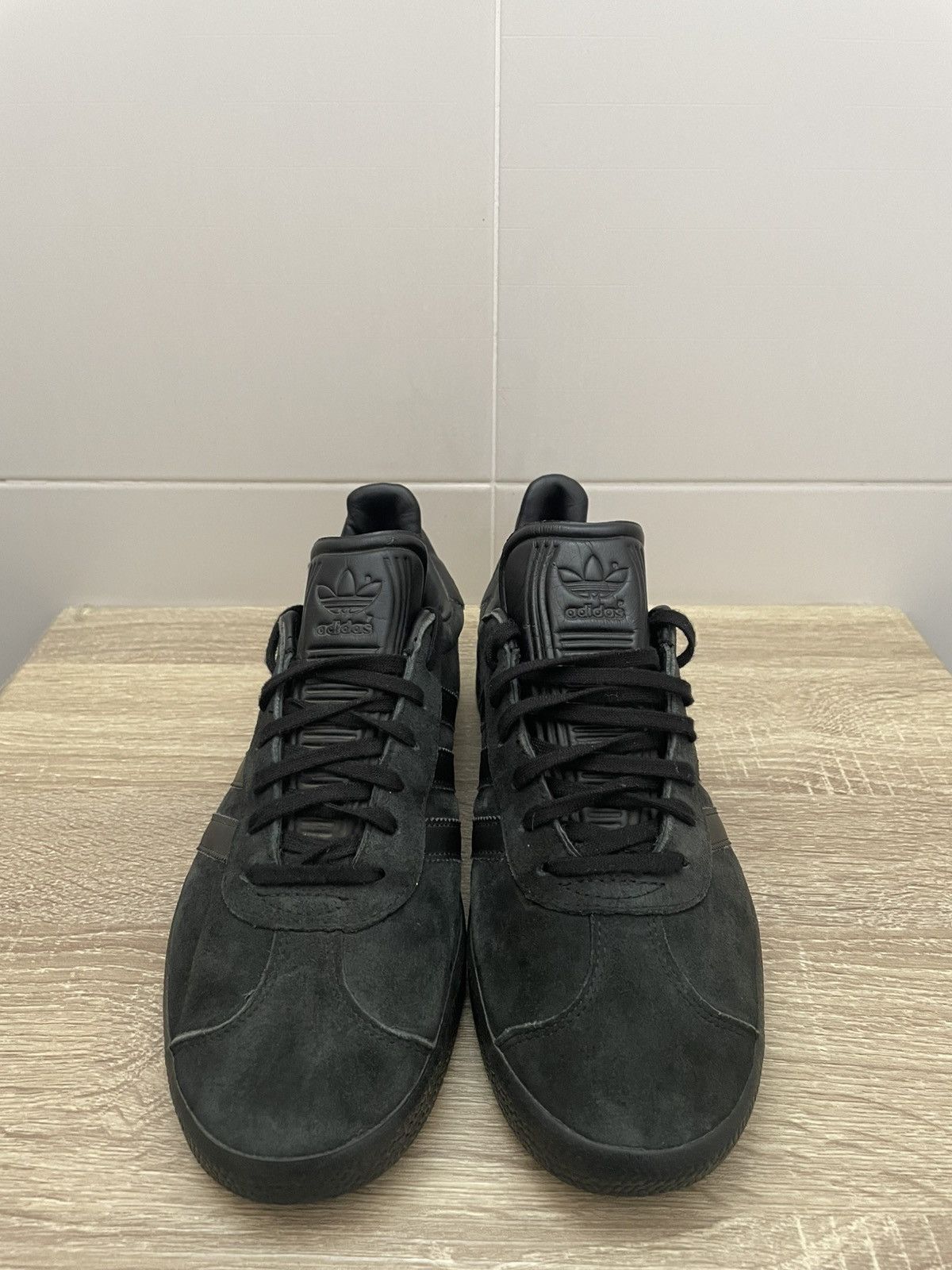 Adidas Adidas Gazelle Black Charcoal Size US 8 / EU 41 - 10 Thumbnail