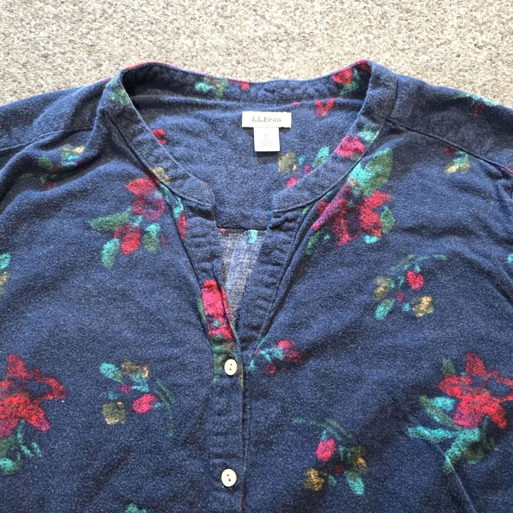 Vintage L.L. Bean Top Womens Large Blue Flannel Floral Button Long Sleeve Casual Outdoors Shirt Size L / US 10 / IT 46 - 2 Thumbnail