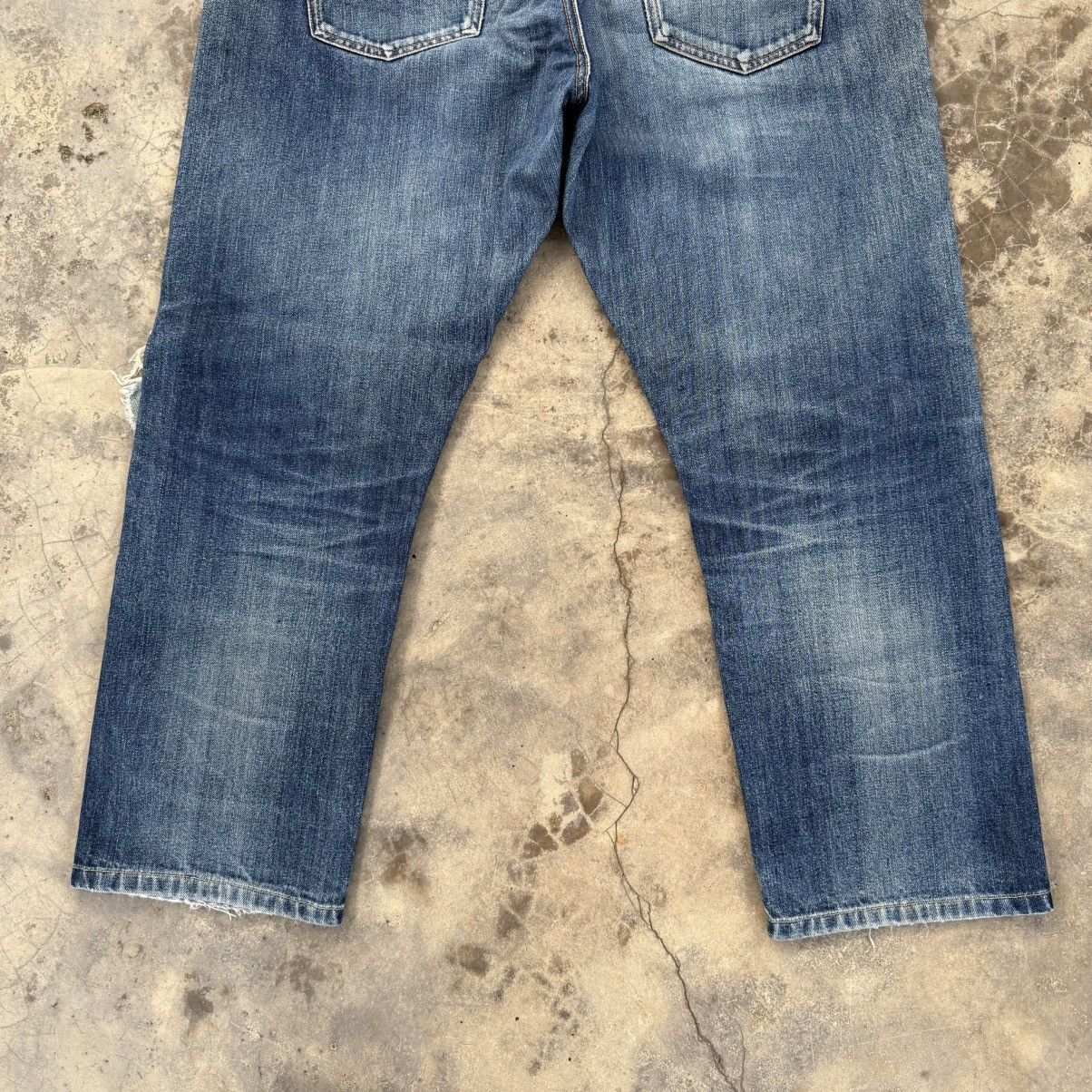 Japanese Brand VINTAGE JAPANESE FADED RIPPEP JEAN DENIM PANTS Size US 40 / EU 56 - 11 Thumbnail