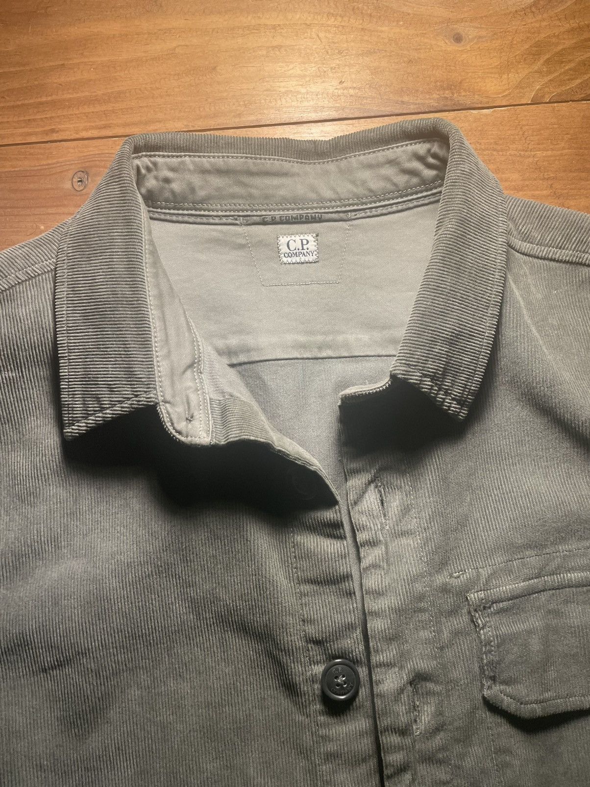 C.P. Company Corduroy CP company button up Size US M / EU 48-50 / 2 - 2 Thumbnail