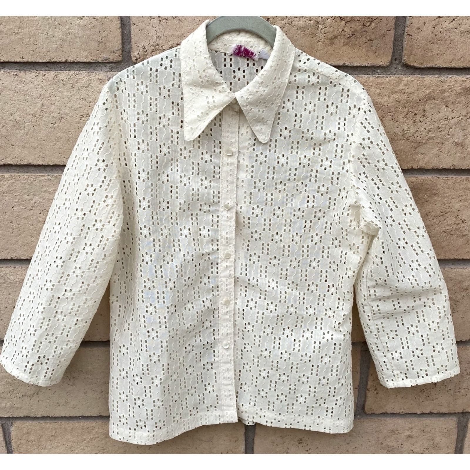 Saks Fifth Avenue VINTAGE Saks Fifth Avenue Eyelet Lace Blouse Mod 14 Shirt 1960s Ivory/Off-White Womens Size XL / US 12-14 / IT 48-50 - 3 Thumbnail
