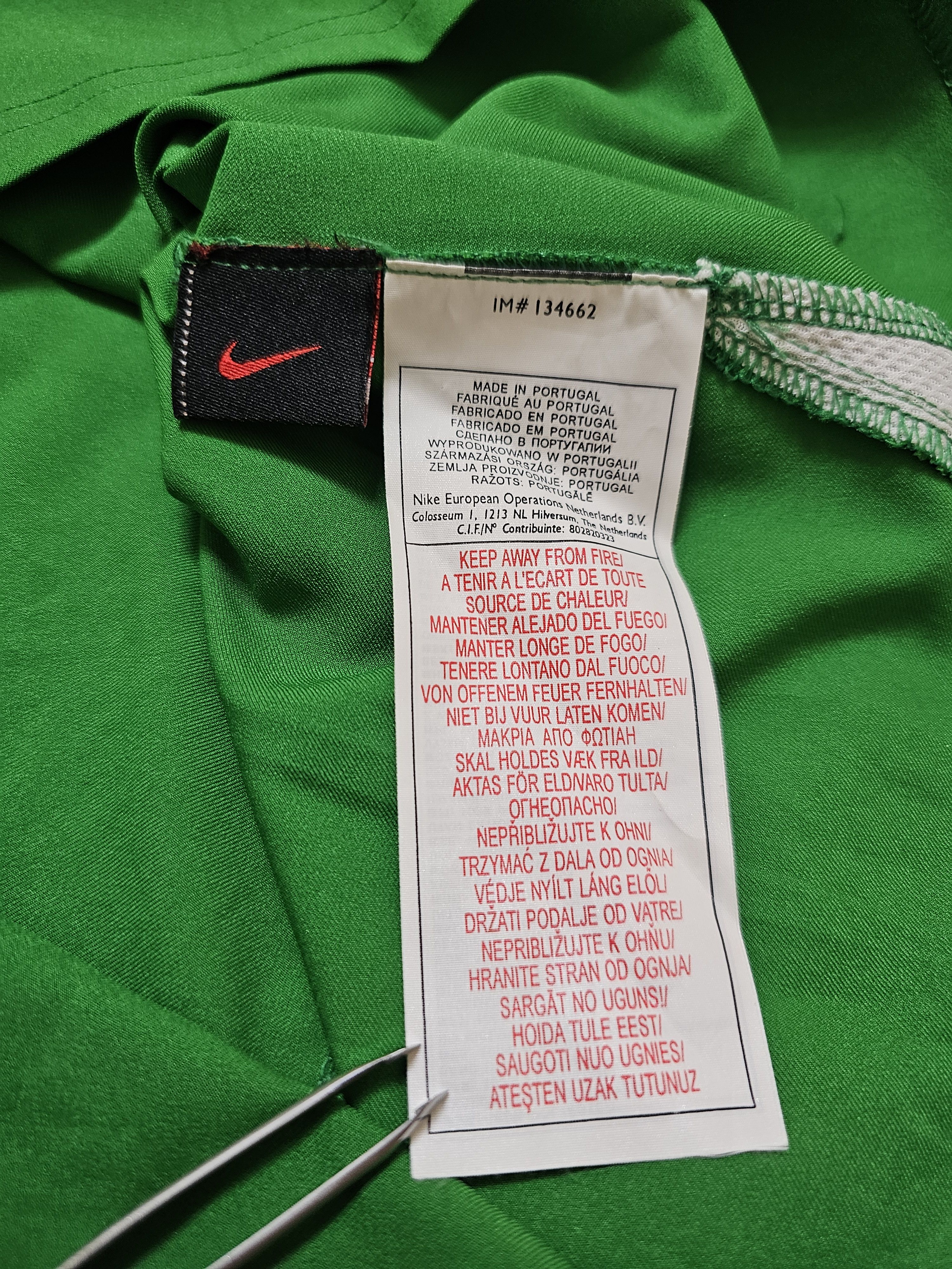 Nike × Vintage CELTIC 2005 2006 AWAY VINTAGE FOOTBALL SHIRT SOCCER JERSEY Size US L / EU 52-54 / 3 - 9 Thumbnail