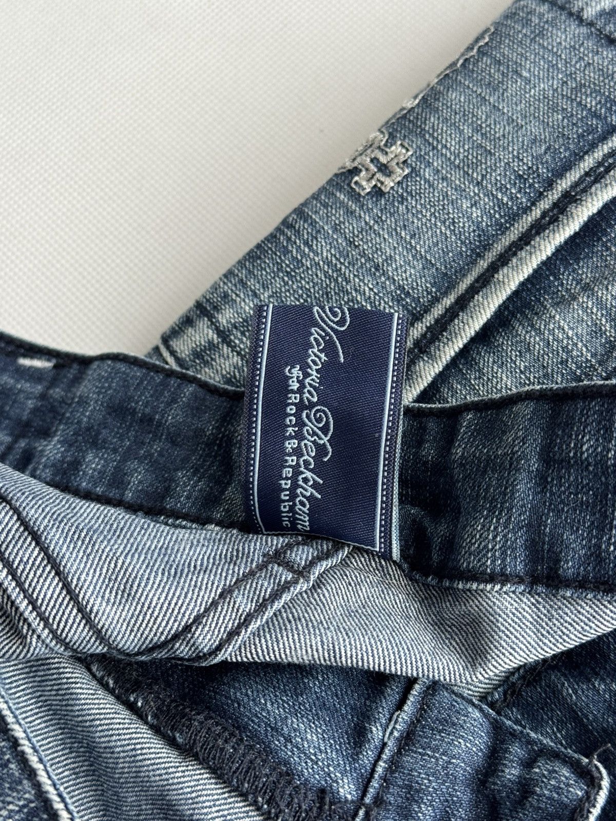 Victoria Beckham RARE VICTORIA BECKHAM FLARE JEANS Y2K If six was nine style Size 27" / US 4 / IT 40 - 12 Thumbnail