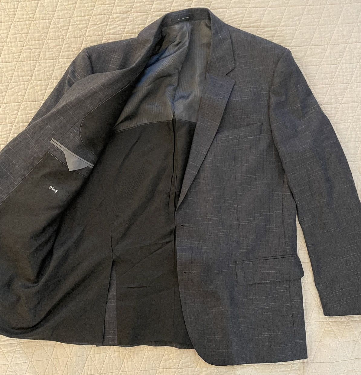 Hugo Boss Huge3/Genius2 Wool and Silk Finely Textured Fleck Suit Size 46R - 5 Thumbnail