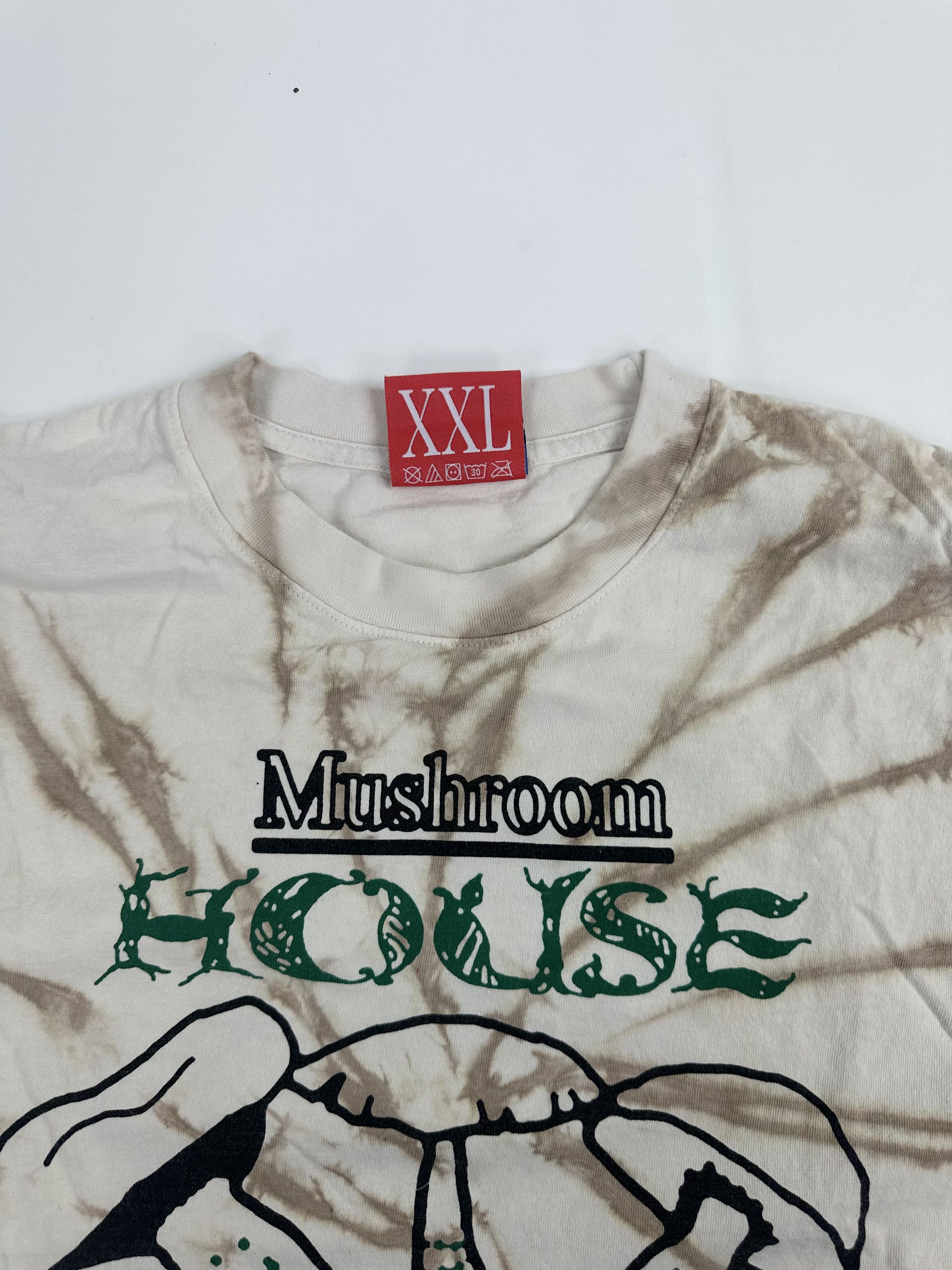 Online Ceramics Online Ceramics Mushroom House long sleeve Size US XXL / EU 58 / 5 - 4 Thumbnail
