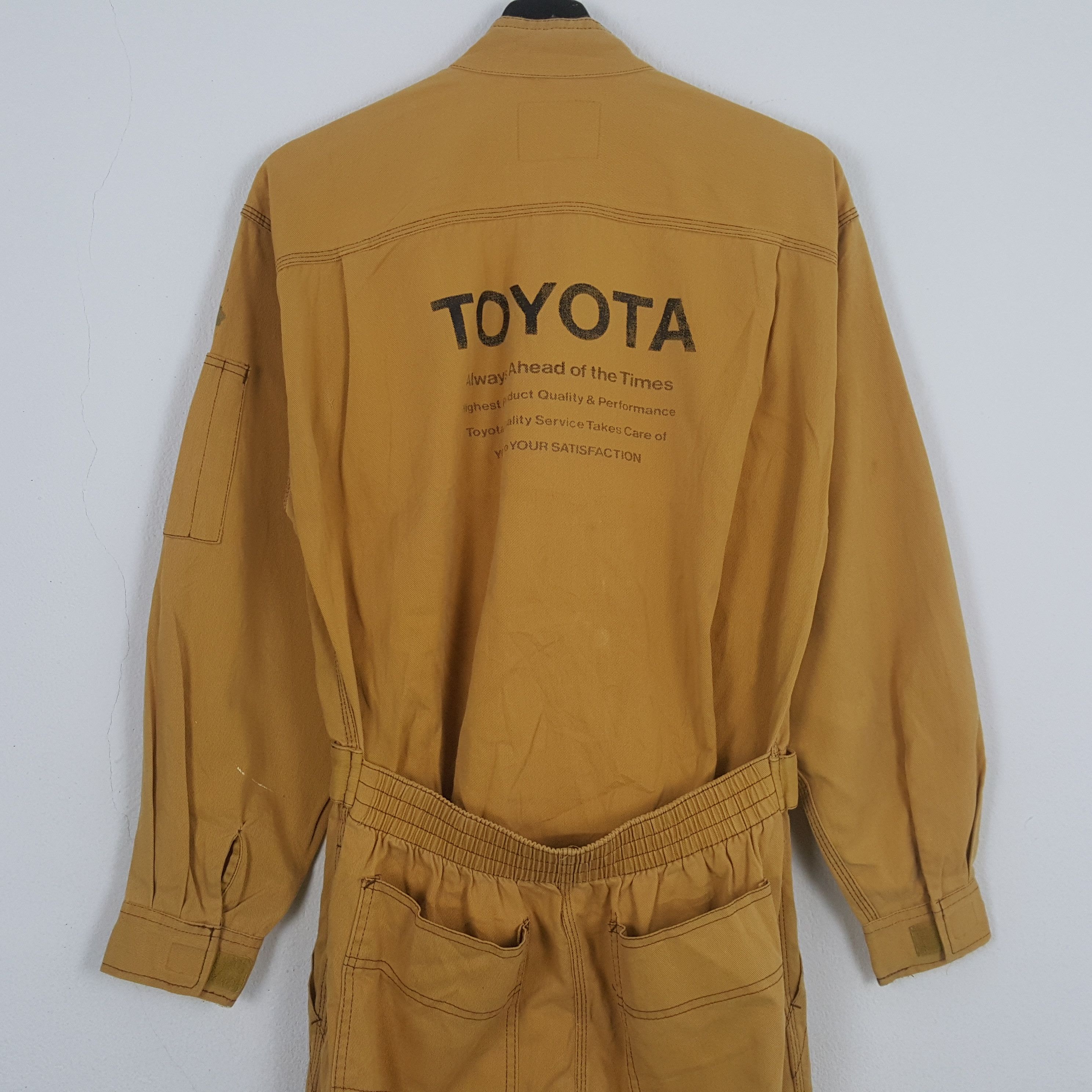 Japanese Brand Toyota Japanese Racing Motorsport Coverall RR17 Size US S / EU 44-46 / 1 - 2 Thumbnail