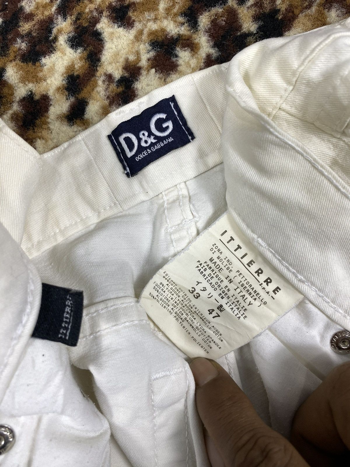 Dolce & Gabbana Dolce & Gabbana white pants Size US 31 - 7 Thumbnail