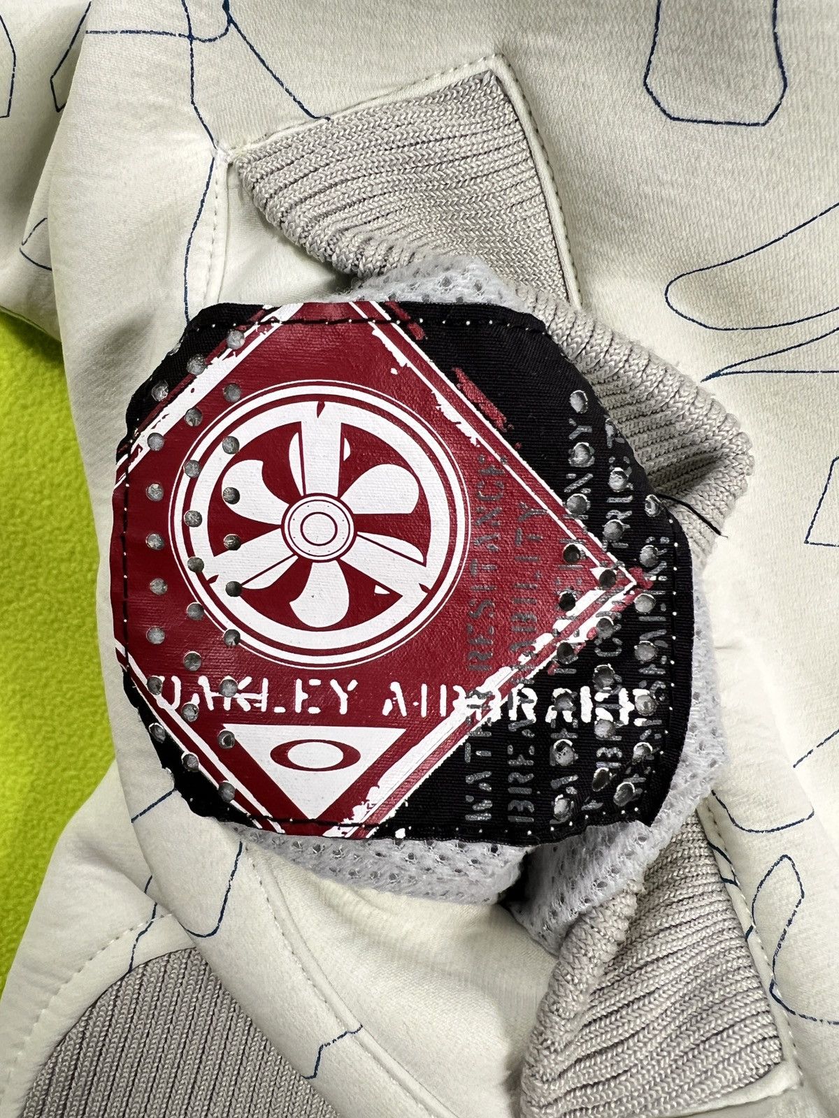 Oakley 00s Vintage Oakley Jacket Airbrake Softshell Size US L / EU 52-54 / 3 - 7 Thumbnail