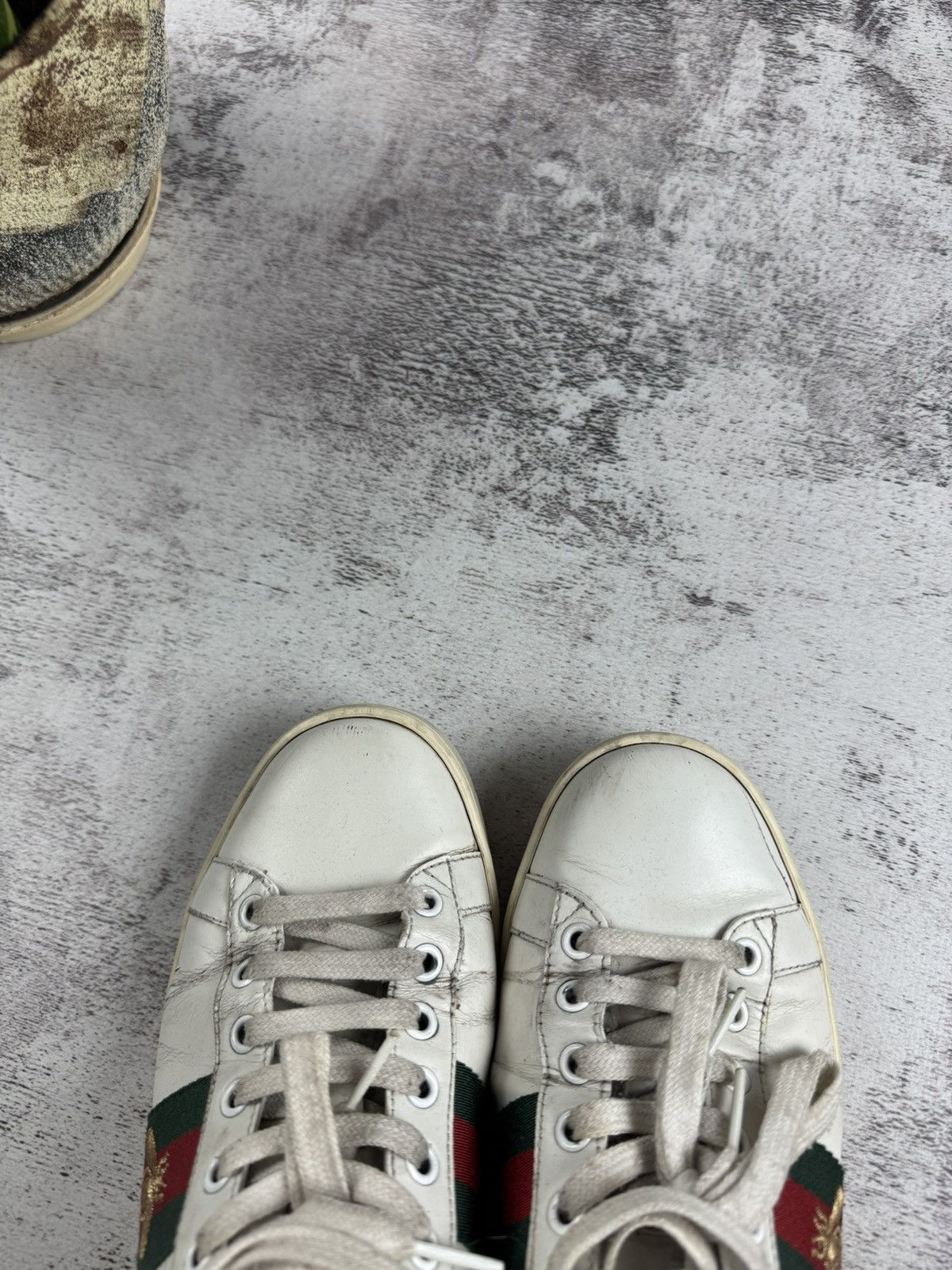 Gucci Gucci Ace Women’s US 7,5 EU 38 White Bee Casual Red Leather Low Shoes Sneakers Size US 7.5 / IT 37.5 - 16 Thumbnail