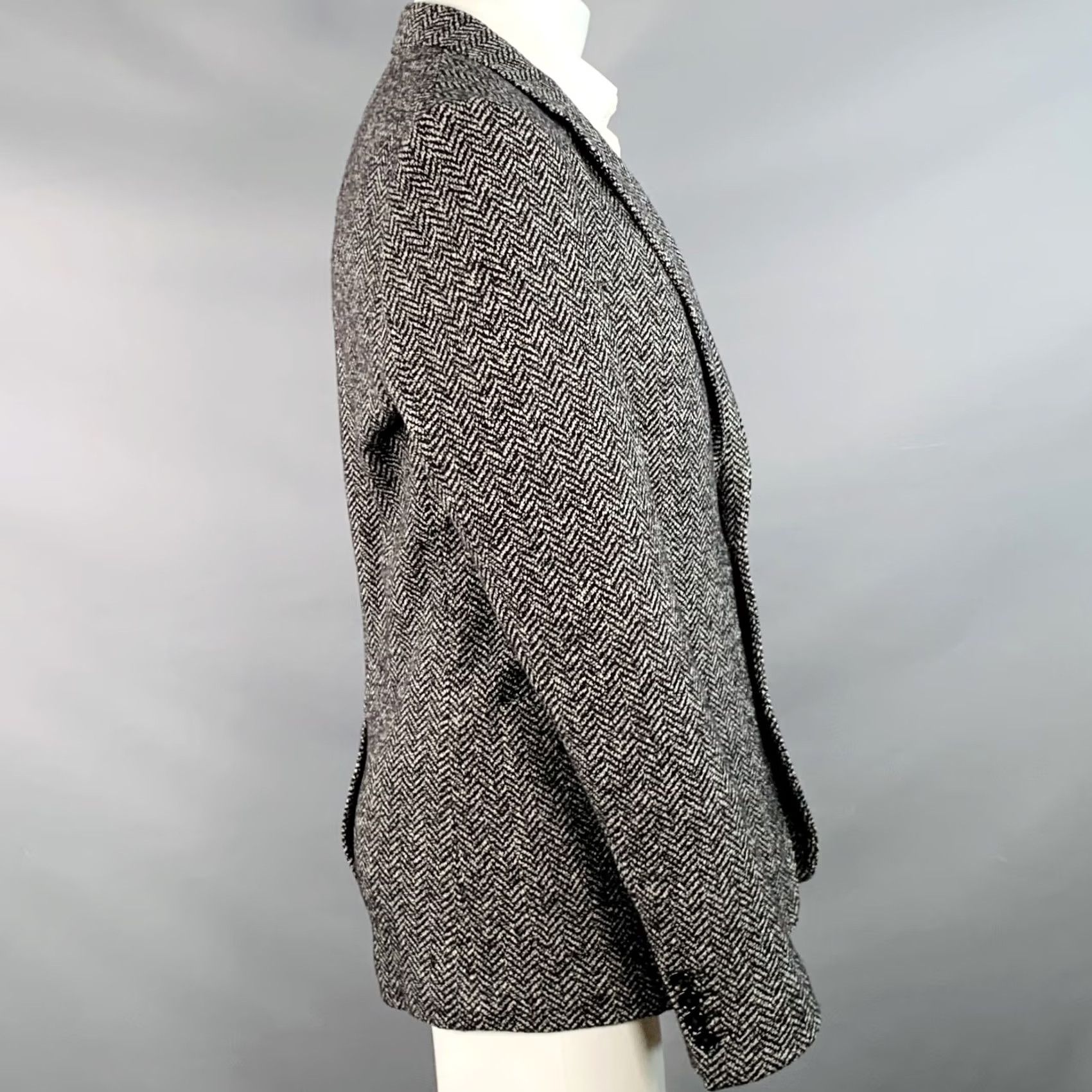 Dolce & Gabbana DOLCE & GABBANA Sport Coat Size 40 Black White Herringbone Wool Cotton Size US XXS / EU 40 - 3 Thumbnail