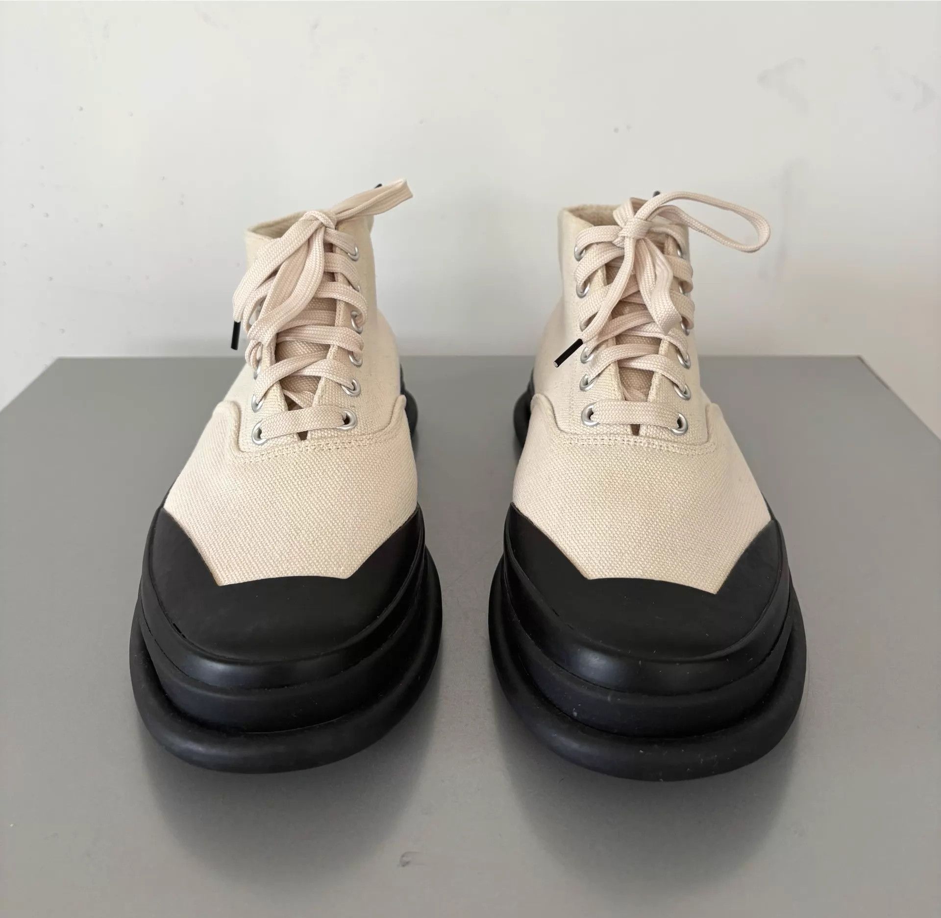 Issey Miyake IsseyMiyake Hi-Top Canvas Sneakers Beige/Black 41EU Size US 8 / EU 41 - 4 Thumbnail