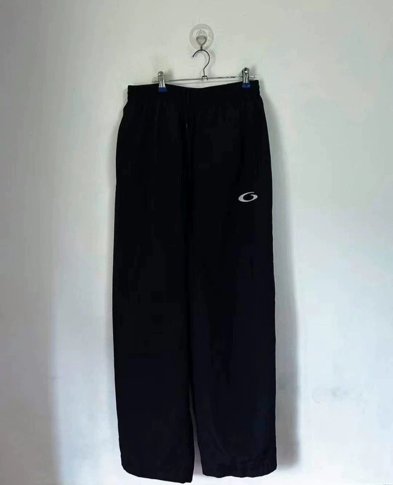 Balenciaga Balenciaga size XS Black Basketball Series Logo Nylon Spor Size US 27 - 1 Thumbnail