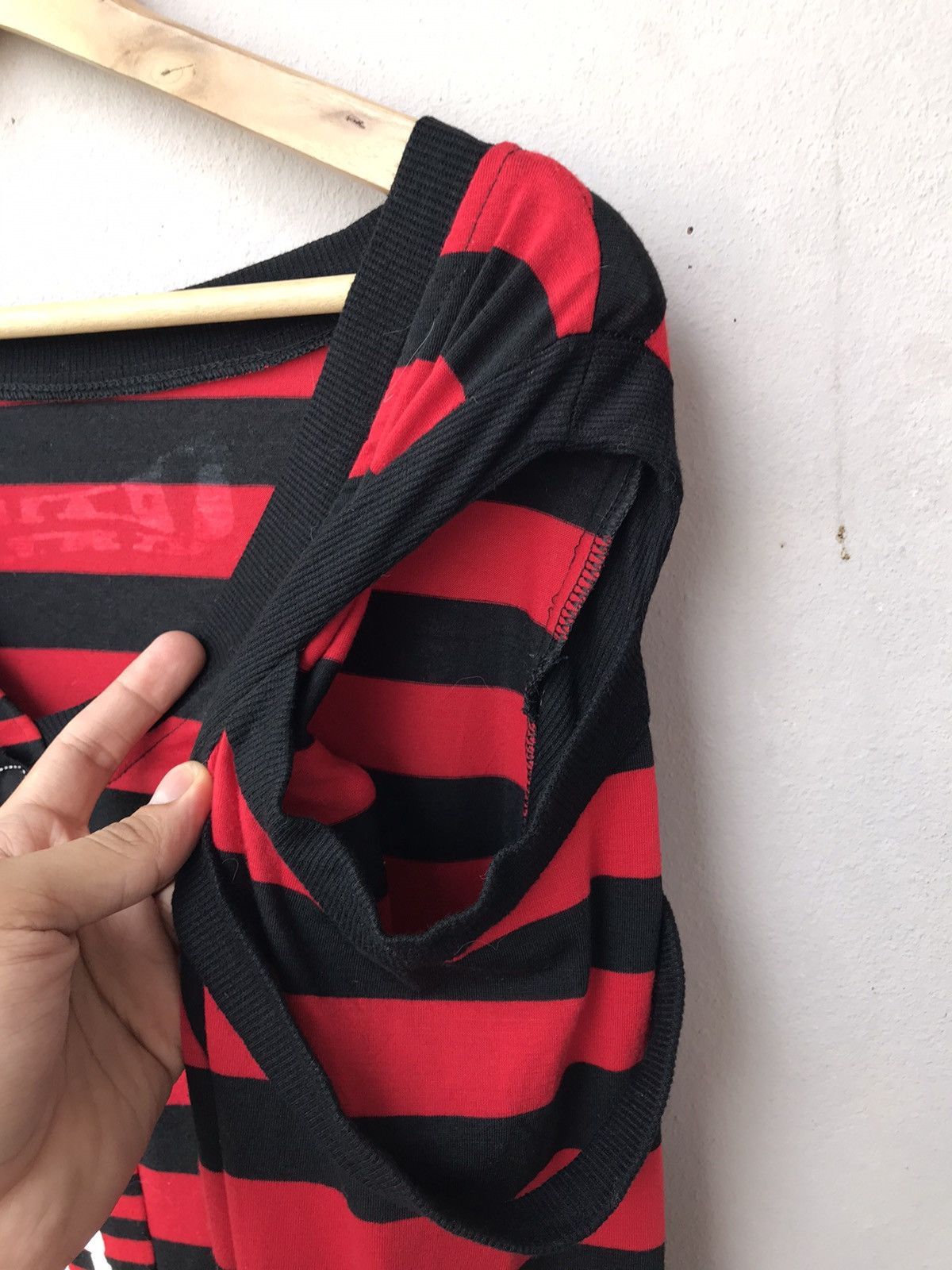 Japanese Brand DRUG HONEY RAVE PUNK SEDITIONARIES STRIPES LONGSLEEVE TEE Size L / US 10 / IT 46 - 7 Thumbnail