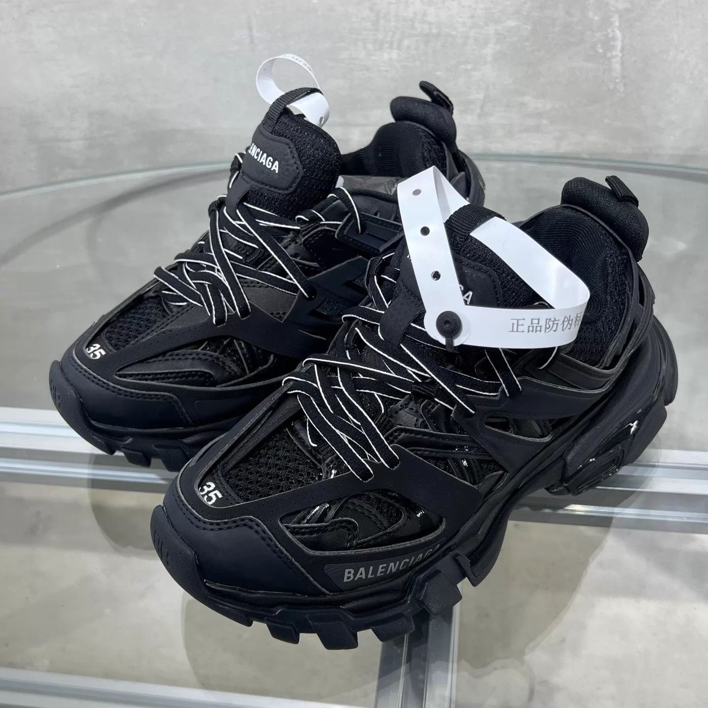 Balenciaga Balenciaga Track black 35 new with box Size US 5 / IT 35 - 2 Thumbnail