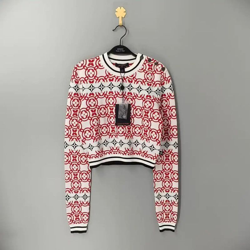 Louis Vuitton Louis Vuitton Red Knit Sweater for Women 0089 Size M / US 6-8 / IT 42-44 - 1 Thumbnail