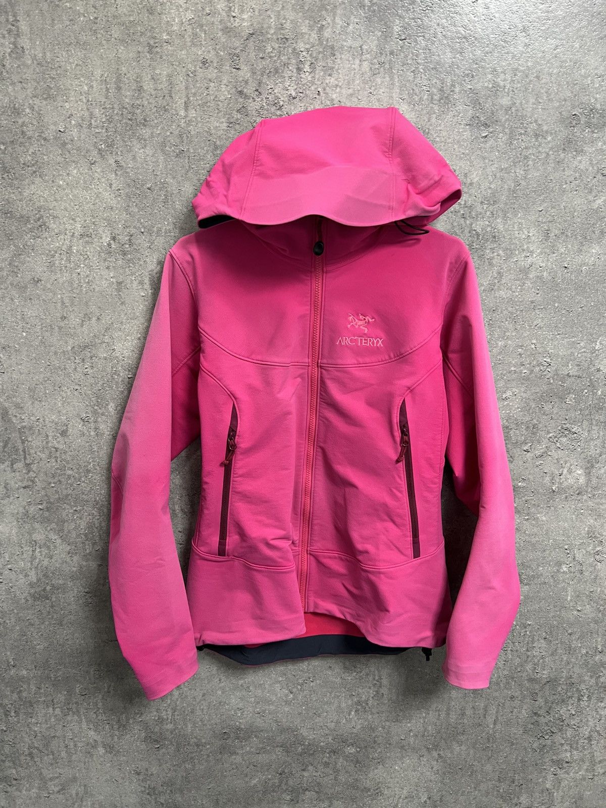 Arc'teryx Vintage Arcteryx Gore-Tex Jacket Softshell Size M Size M / US 6-8 / IT 42-44 - 1 Thumbnail