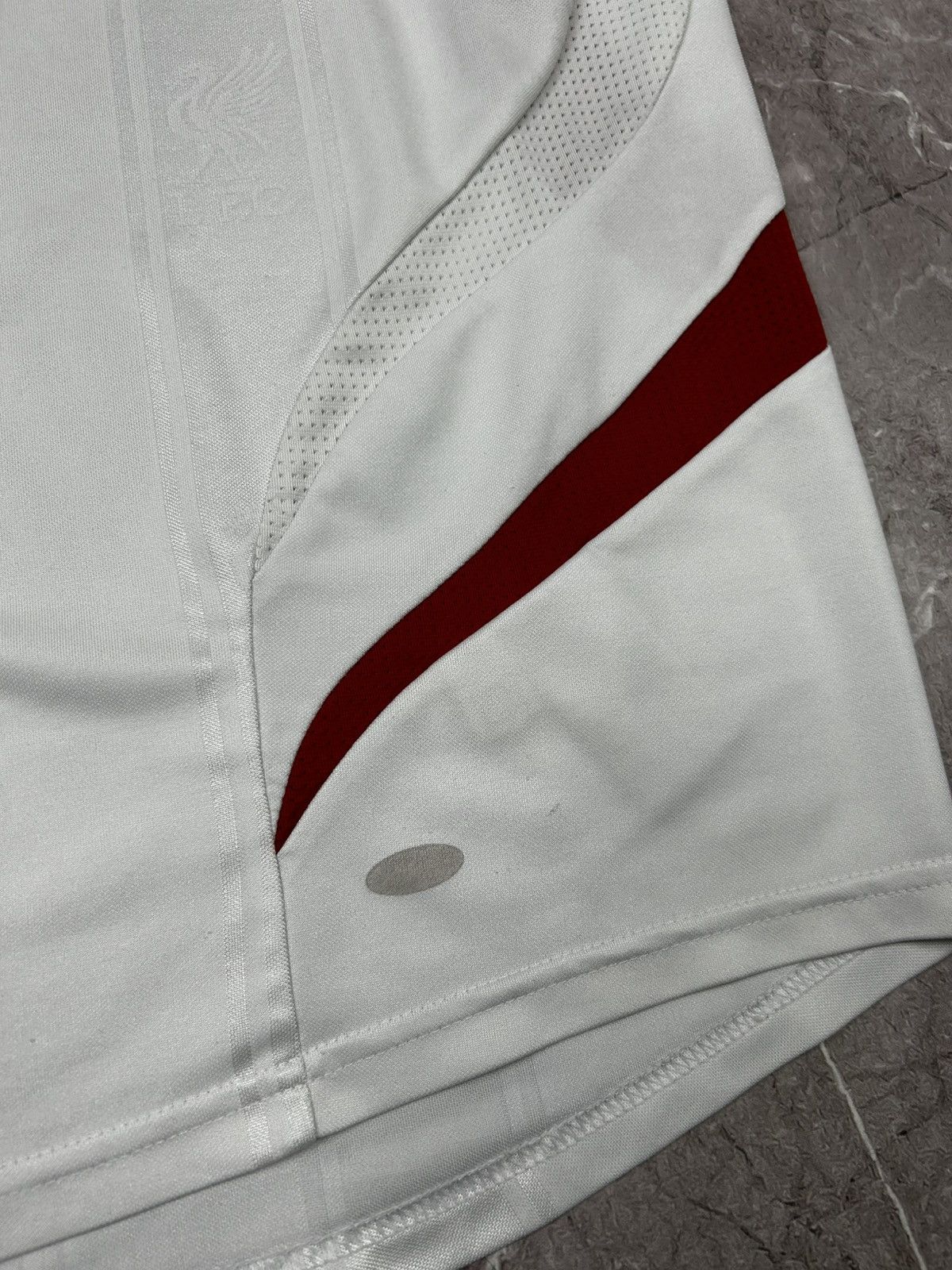 Adidas Adidas Liverpool 2007-2008 Jersey T- 5 shift Y2K style Size US L / EU 52-54 / 3 - 5 Thumbnail